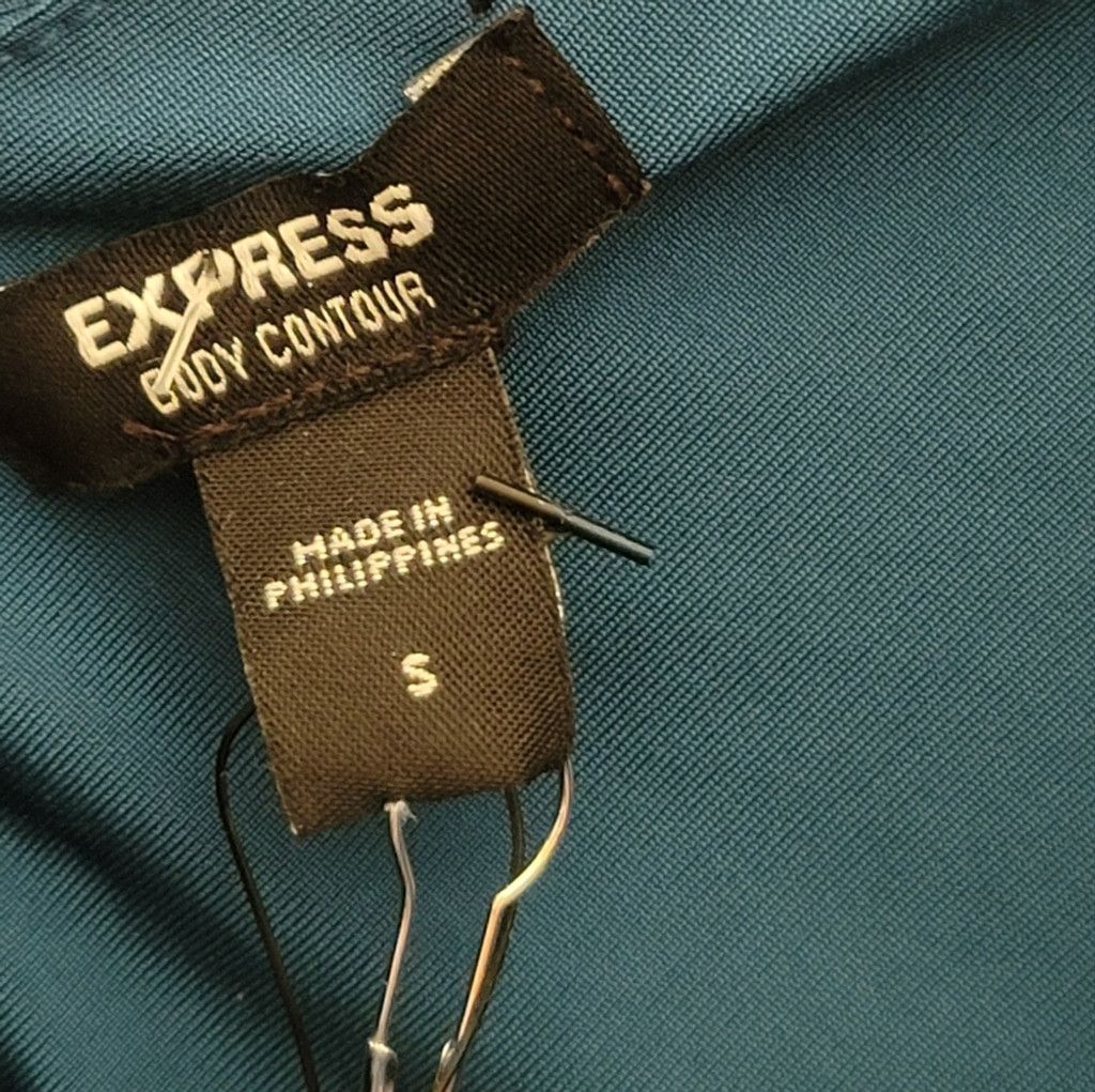 Express NWT Express Body Contour Teal Empire V-Neck Thong Bodysuit Size S / US 4 / IT 40 - 4 Thumbnail