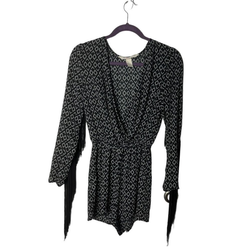 H&M H&M Coachella SZ 6 black and white abstract romper with frin Size 28" / US 6 / IT 42 - 3 Thumbnail