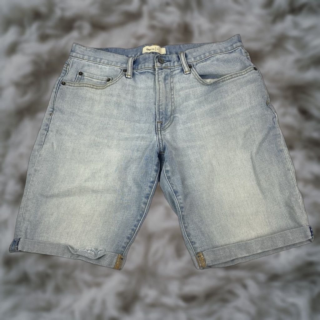 Gap Gap 1969 Womens Jeans Bermuda Shorts Denim Cuffed Light Blue High Rise 32 Inseam 9 in 5-Pocket Size 24" / US 00 / IT 34 - 1 Thumbnail