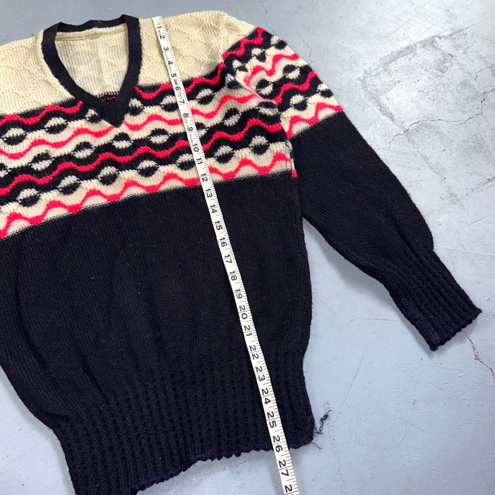 Vintage Vintage 60s 50s Pink Navy Wool Cardigan Sweater Hippie Grandma Core Rockabilly Size US M / EU 48-50 / 2 - 5 Thumbnail