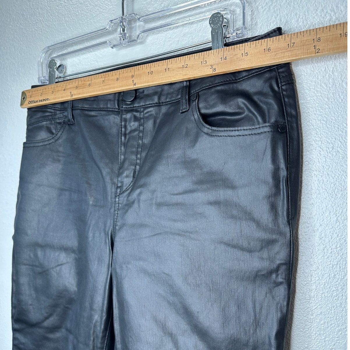 Other 1822 Denim Black Shimmer Leatherette Skinny Pant 30 P / 10 P Size 32" / US 10 / IT 46 - 12 Thumbnail