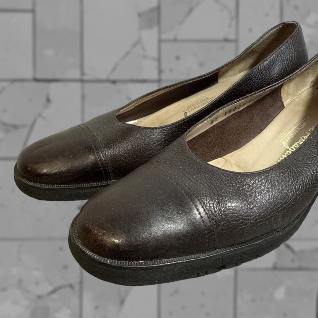 Vintage VINTAGE Ferragamo Slip Womens 7.5B Heel Leather Brown Shoes Size US 8 / IT 38 - 1 Thumbnail
