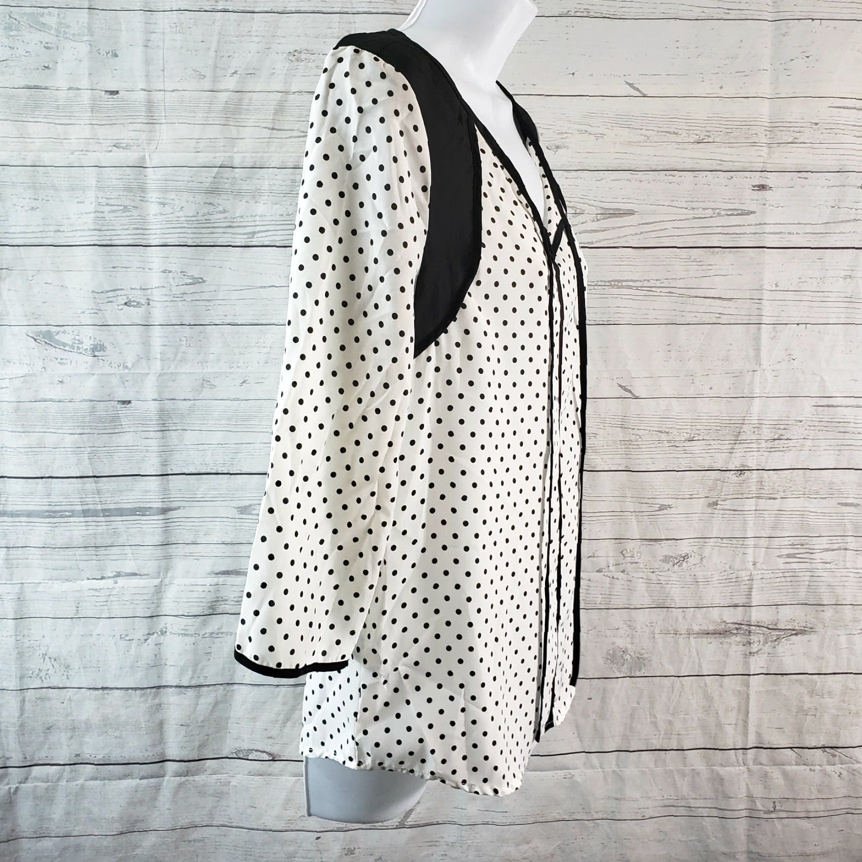 Vintage 41Hawthorn Blouse 3/4 Sleeve White Black Polka Dot Womens Small Shirt Blouse Size S Womens Gift Size S / US 4 / IT 40 - 3 Thumbnail