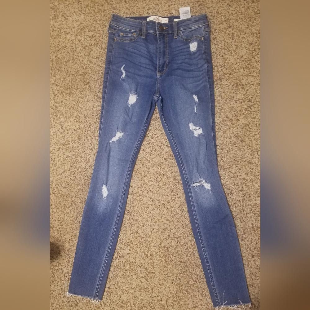 Designer Hollister Distressed Jeans High Rise Super Skinny Size 1S Size 30" / US 8 / IT 44 - 2 Thumbnail