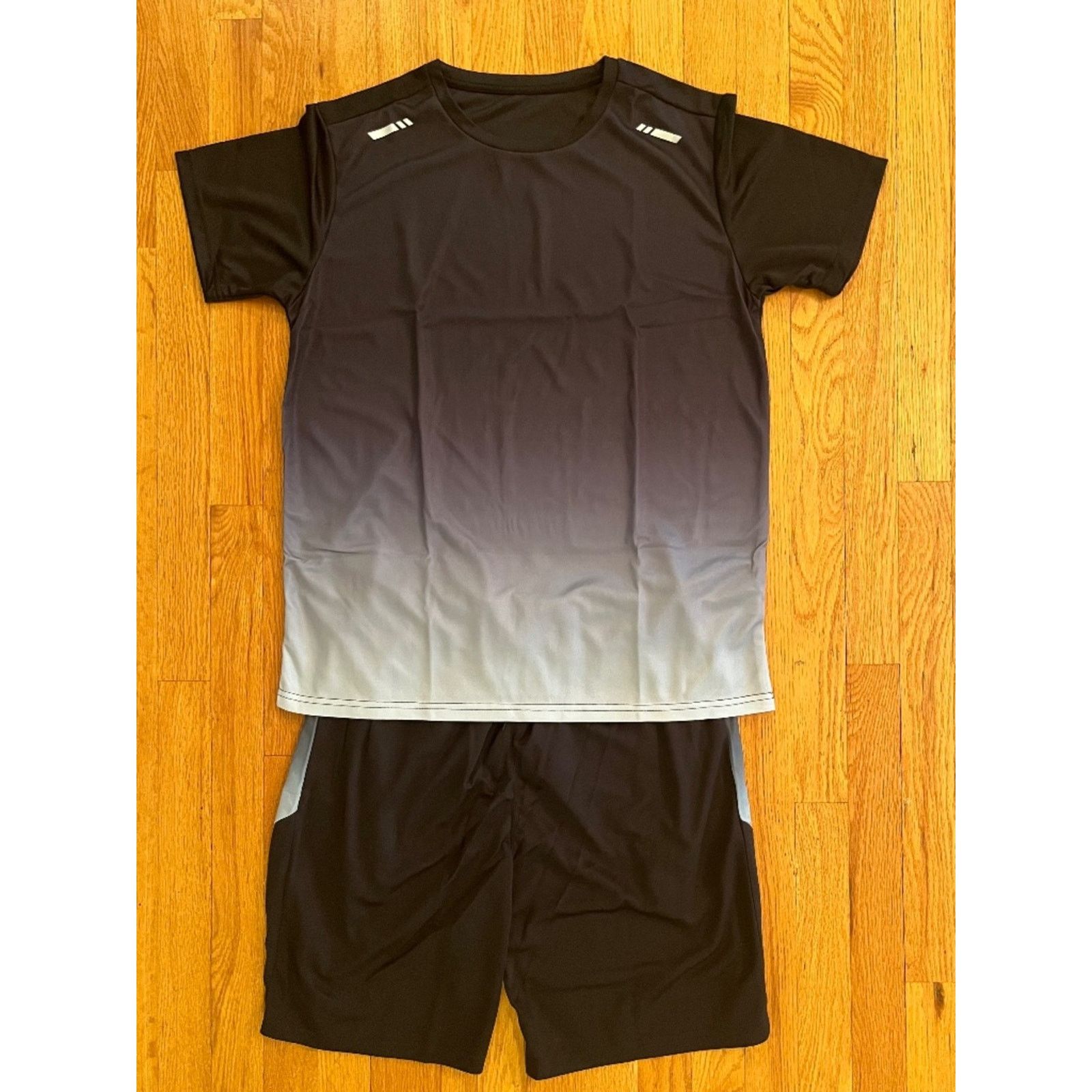 Shein SHEIN Mens Gradient Activewear Set Short Sleeve Tee & Shorts Size US M / EU 48-50 / 2 - 1 Thumbnail