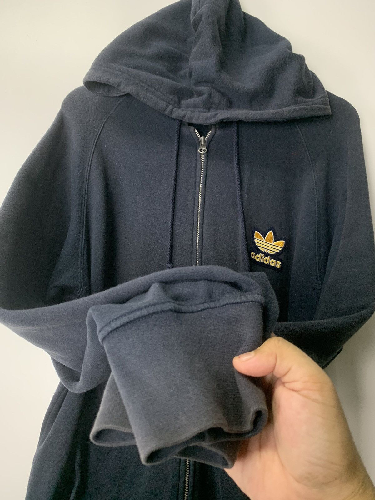 Adidas Adidas Hoodies Size US M / EU 48-50 / 2 - 8 Thumbnail