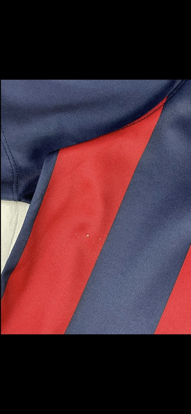 Nike Vintage nike Barcelona soccer jersey size L striped Size US L / EU 52-54 / 3 - 3 Thumbnail