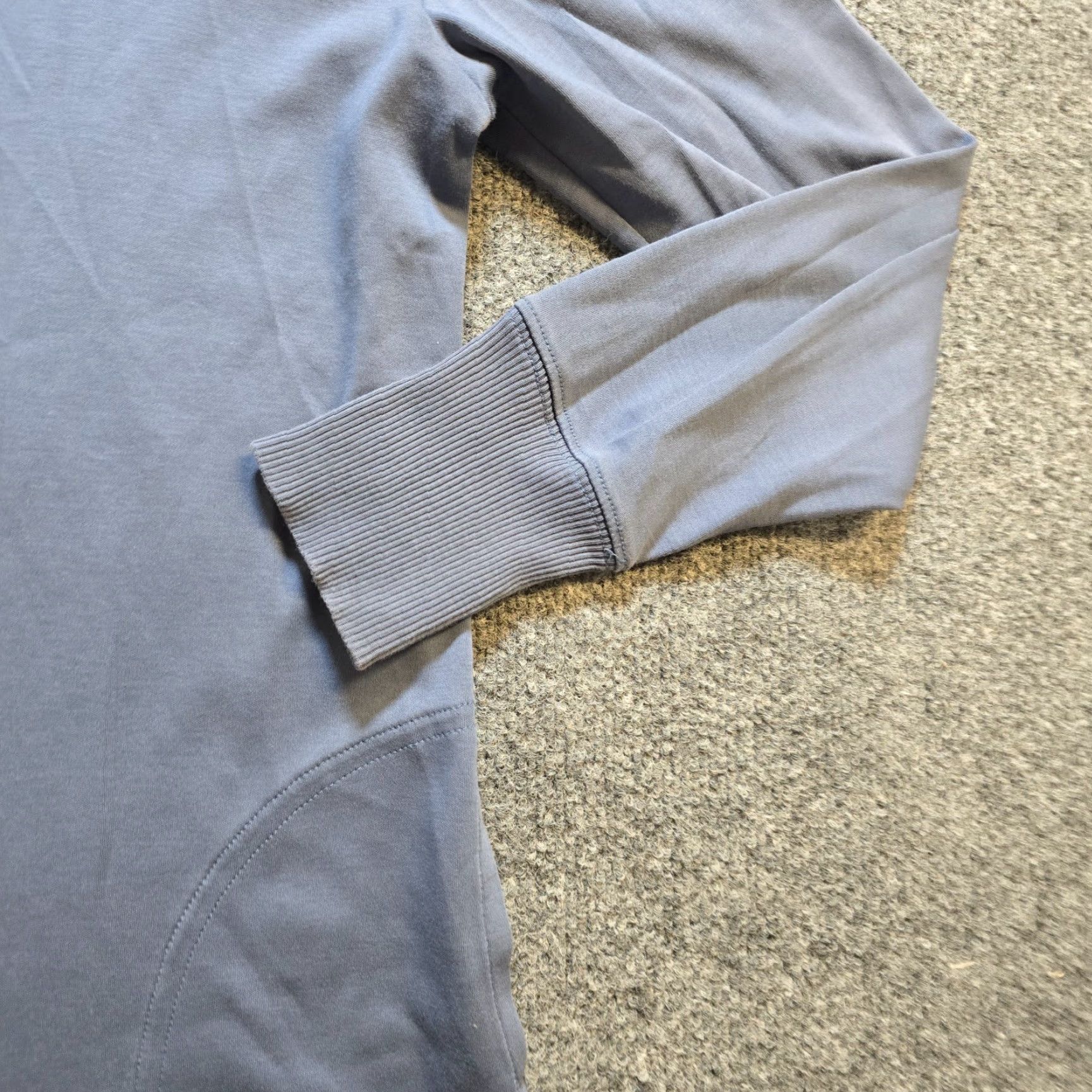 Vintage LL Bean Top Womens Size Medium Blue Supima Cowl Neck Long Sleeve Classic Casual Blouse Knit 100% Cotton Regular Womens Medium Blue Classic Vintage: No Size M / US 6-8 / IT 42-44 - 3 Thumbnail