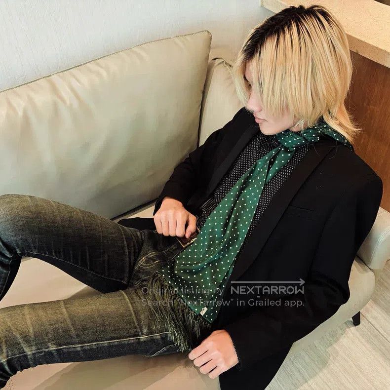 Saint Laurent Paris Saint Laurent Paris size 37 Polka Dot Shirt Size US XS / EU 42 / 0 - 7 Thumbnail