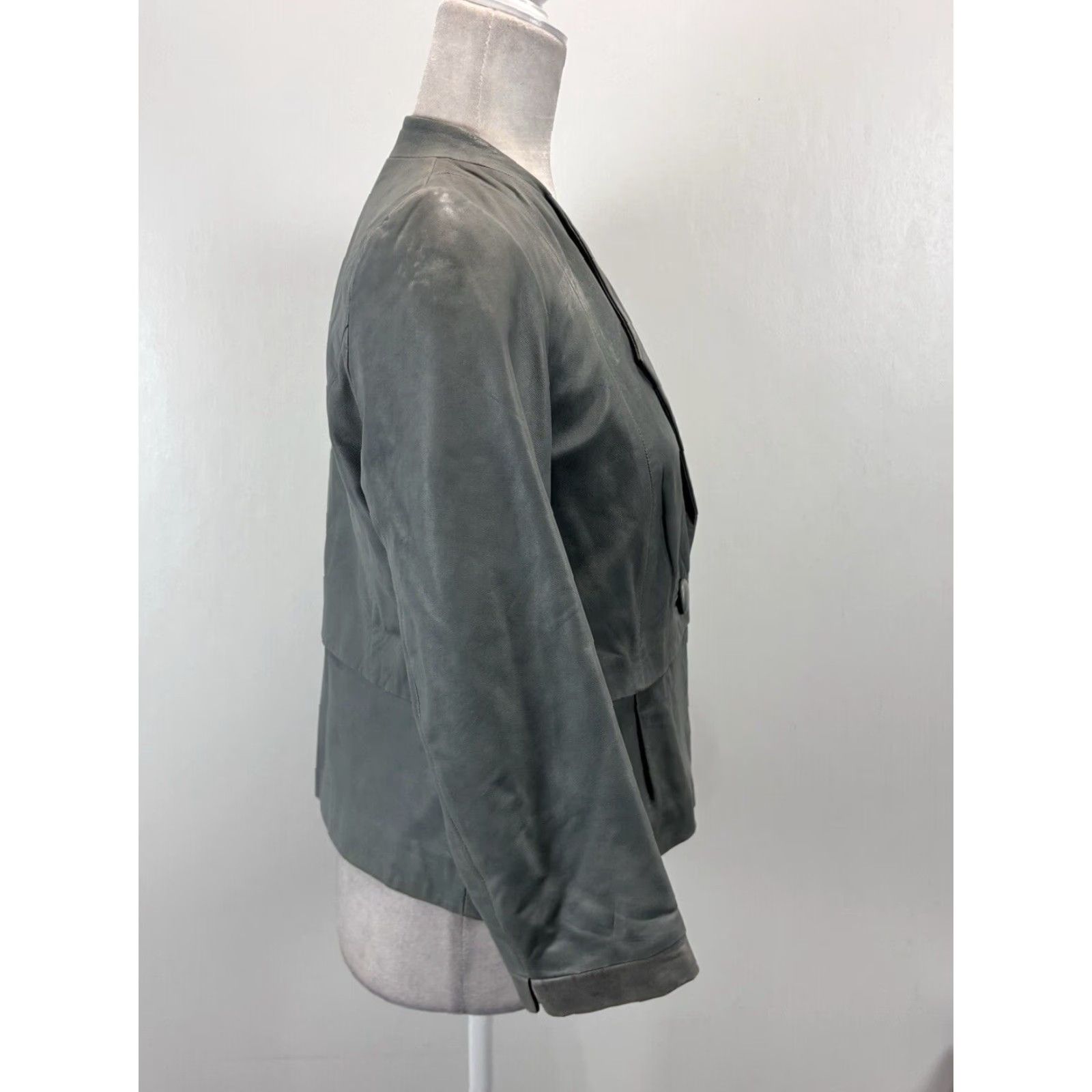 Vintage Women's Leather Blazer Jacket Small Gray Classiques Entier Size S / US 4 / IT 40 - 2 Thumbnail