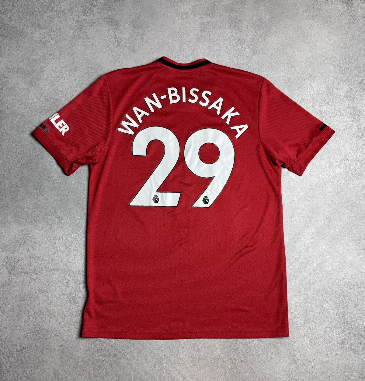 Adidas Manchester United 2019/20 Home Shirt Adidas #29 WAN-BISSAKA Size US S / EU 44-46 / 1 - 1 Thumbnail