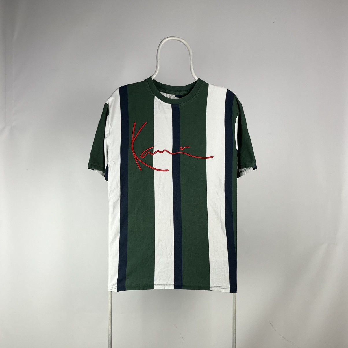 Karl Kani Karl kani embroidered logo Tshirt rap tee size Medium Size US M / EU 48-50 / 2 - 1 Thumbnail