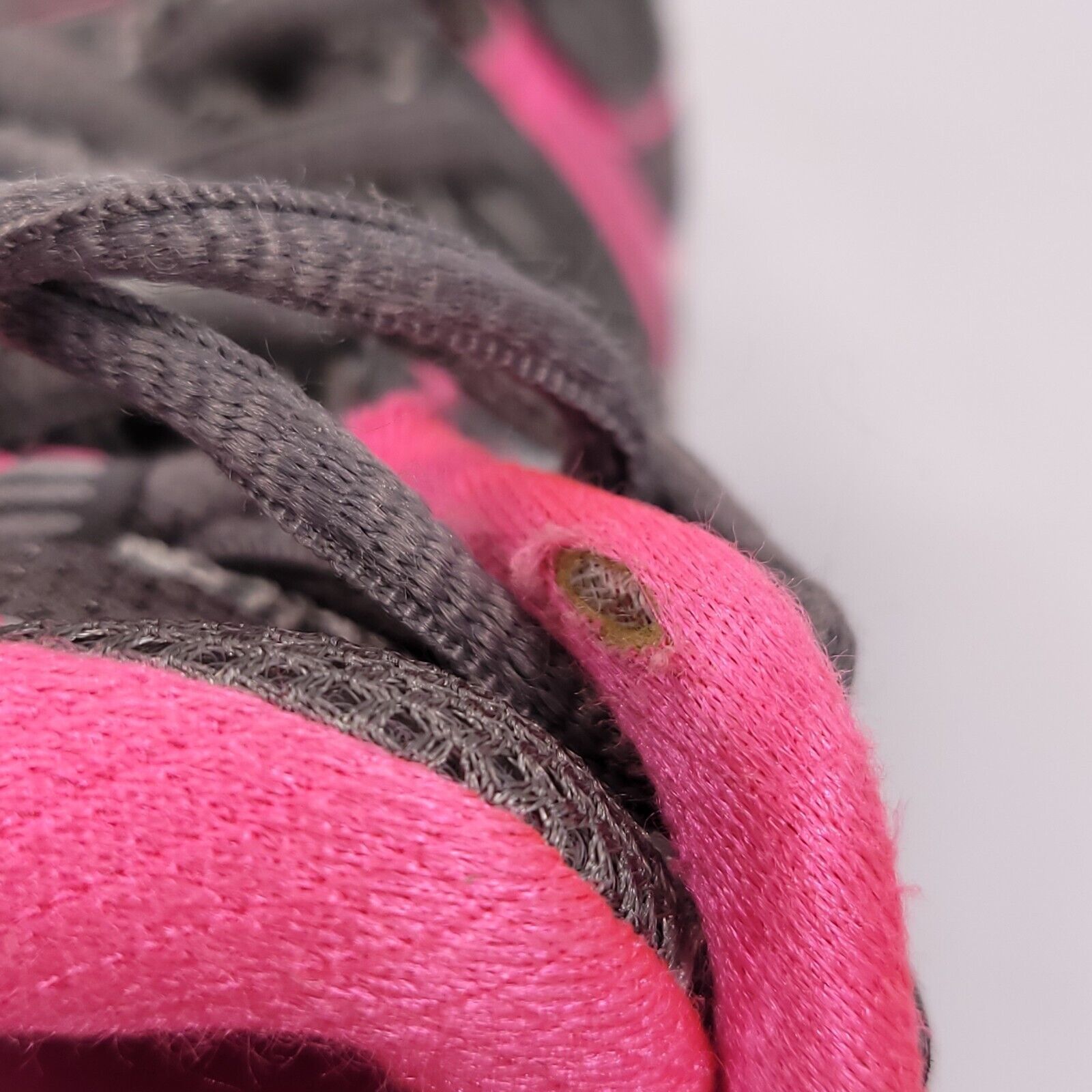 Asics Asics Gel-Kayano 18 Shoe Womens Size 8 T250N Gray Pink Size US 8 / IT 38 - 10 Thumbnail