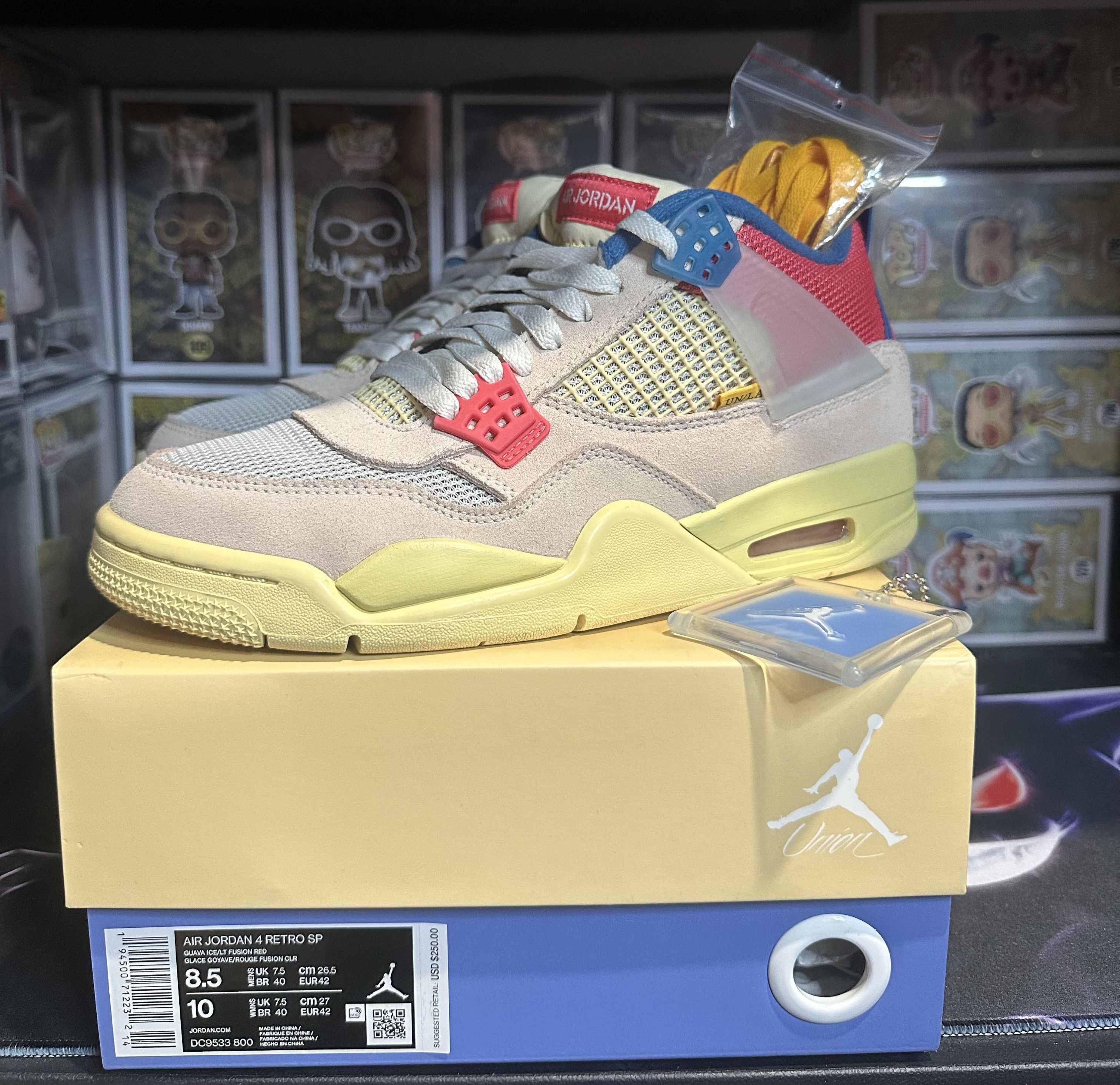 Jordan Brand × Union LA Air Jordan 4 Retro 'Union - Guava Ice' Size US 8.5 / EU 41-42 - 1 Thumbnail