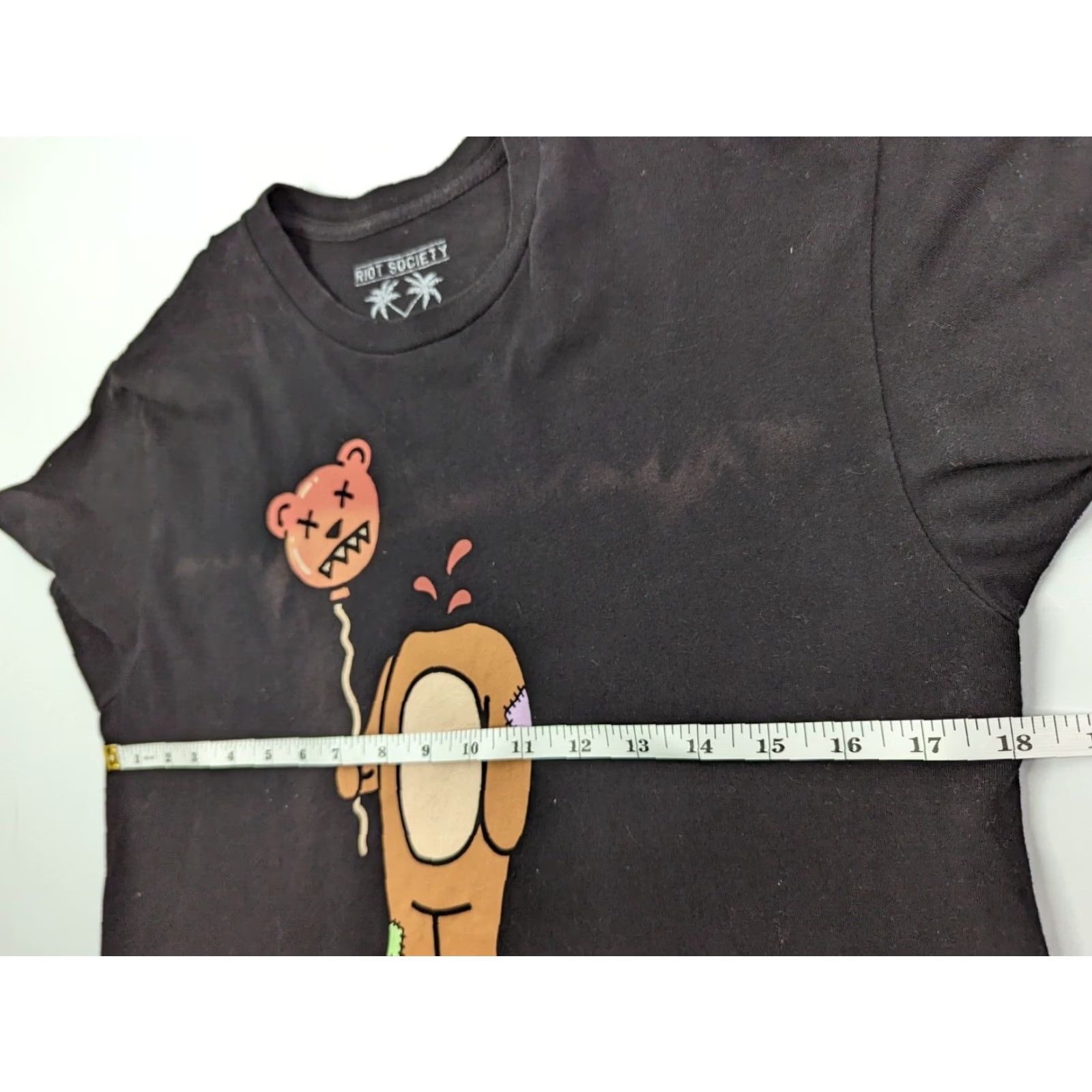 Vintage Riot Society Tee Shirt Short Sleeve Bear Balloon Head Graphic Small Riot Society Mens S Black 100% Cotton Graphic Tee Size US S / EU 44-46 / 1 - 7 Thumbnail