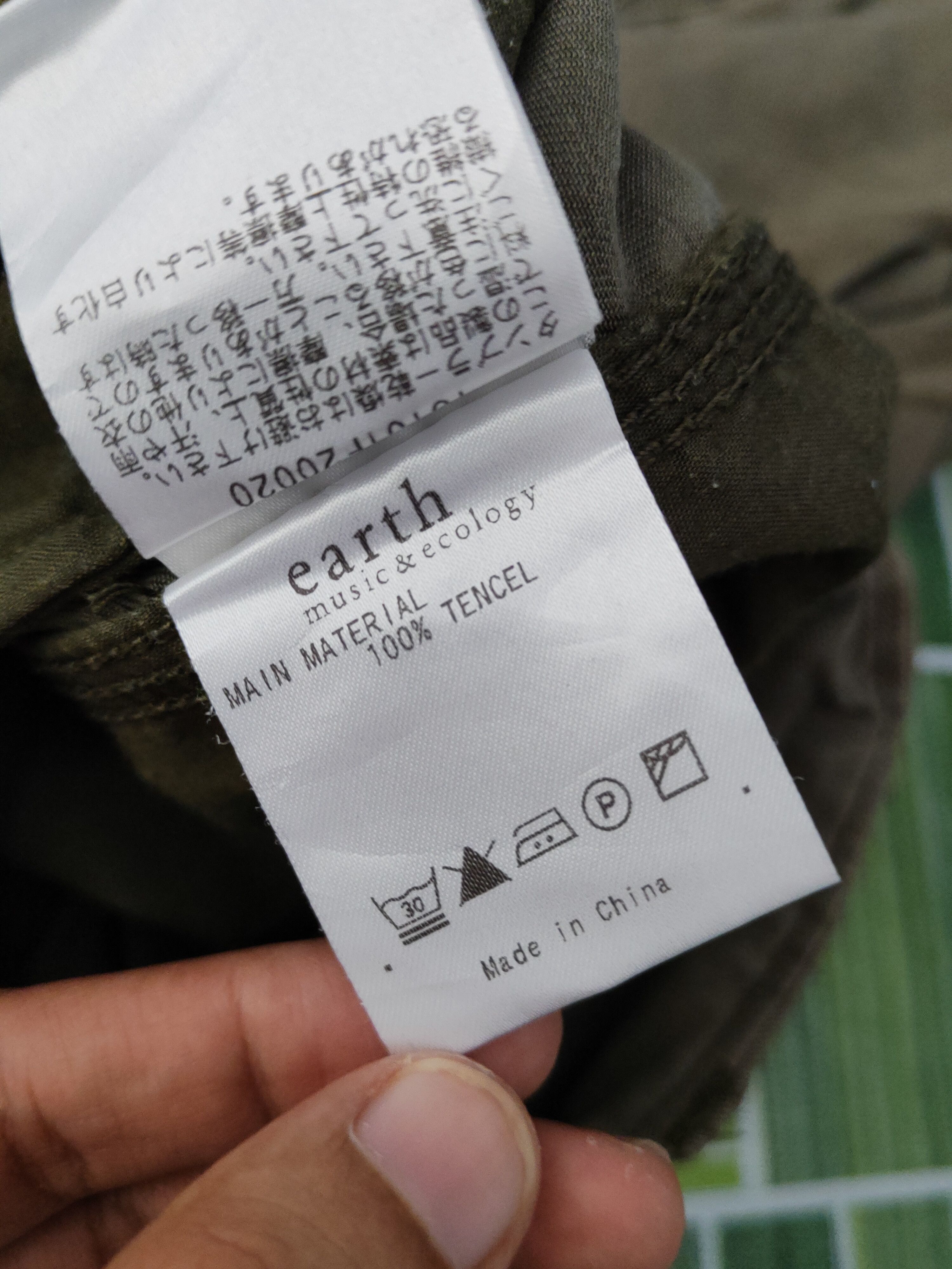 Japanese Brand Earth Music&Ecology Olive Multipocket Short Pants #S2531 Size 31" - 14 Thumbnail