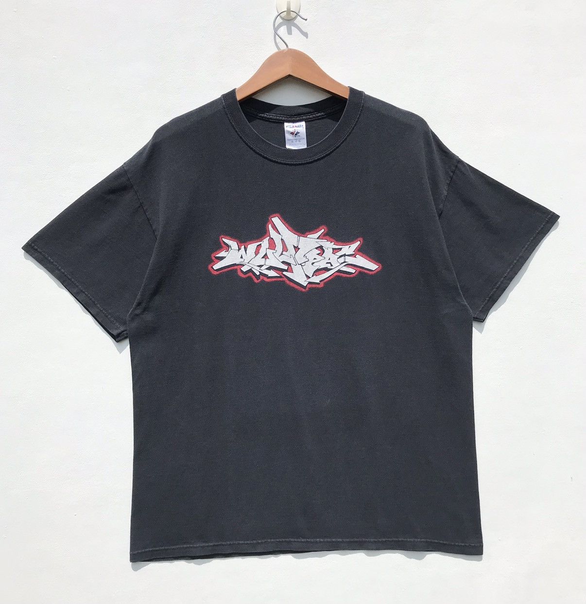 Band Tees 🔥Rare🔥Vintage Wolfpac Rap Rock Band Bloodhound Gang SunFaded Size US XL / EU 56 / 4 - 2 Thumbnail