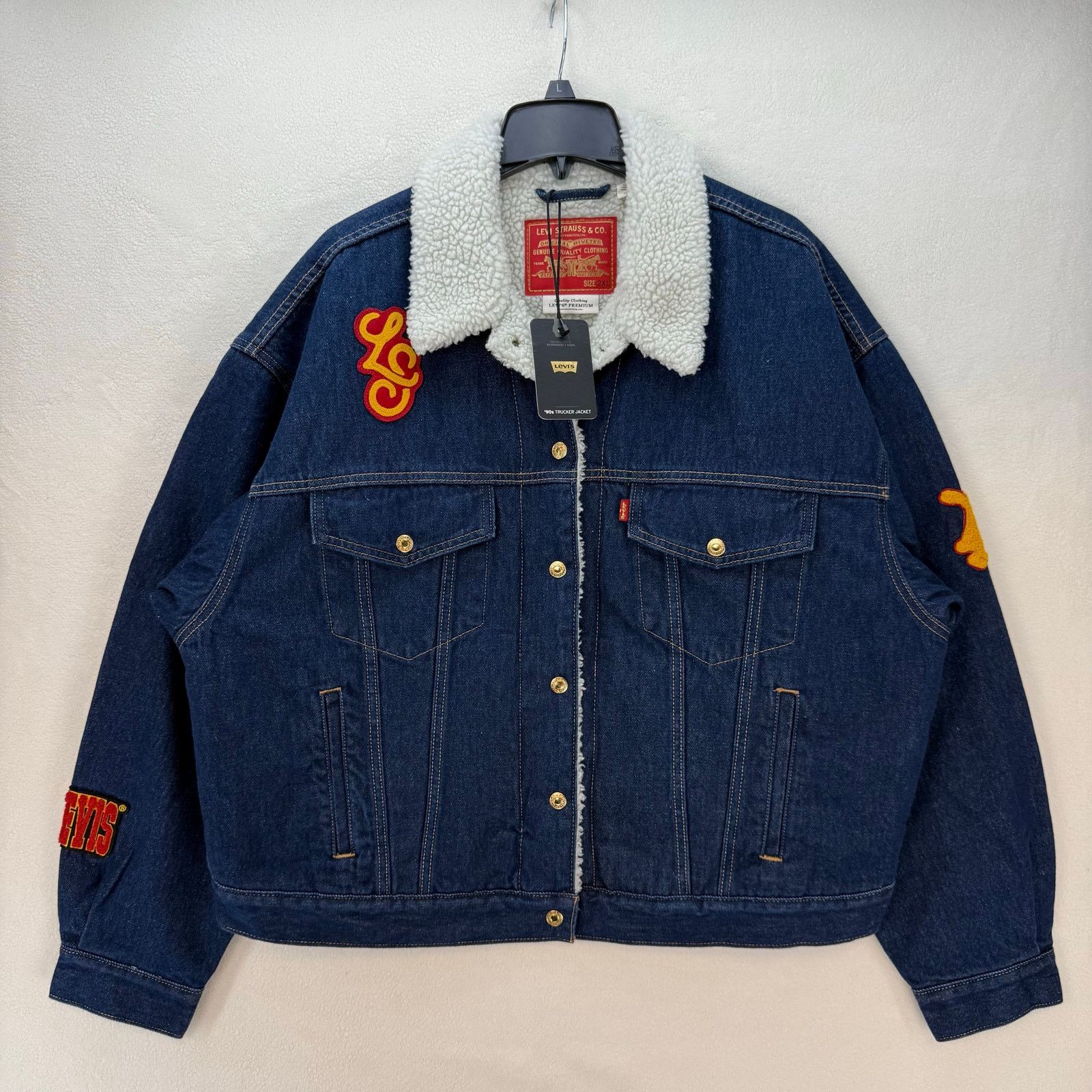 Levi's LEVI'S LIMITED ED WOMEN'S 2XL YEAR OF THE RABBIT 90S TRUCKER Size XXL / US 16-18 / IT 52-54 - 1 Thumbnail