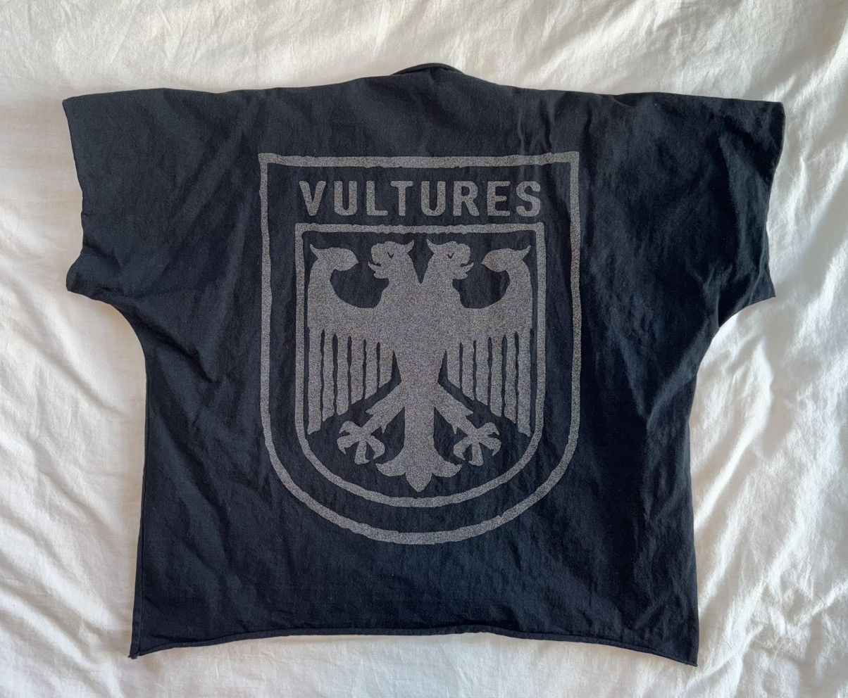 Kanye West × Yeezy Yeezy Vultures Cropped Tee Size US L / EU 52-54 / 3 - 2 Thumbnail