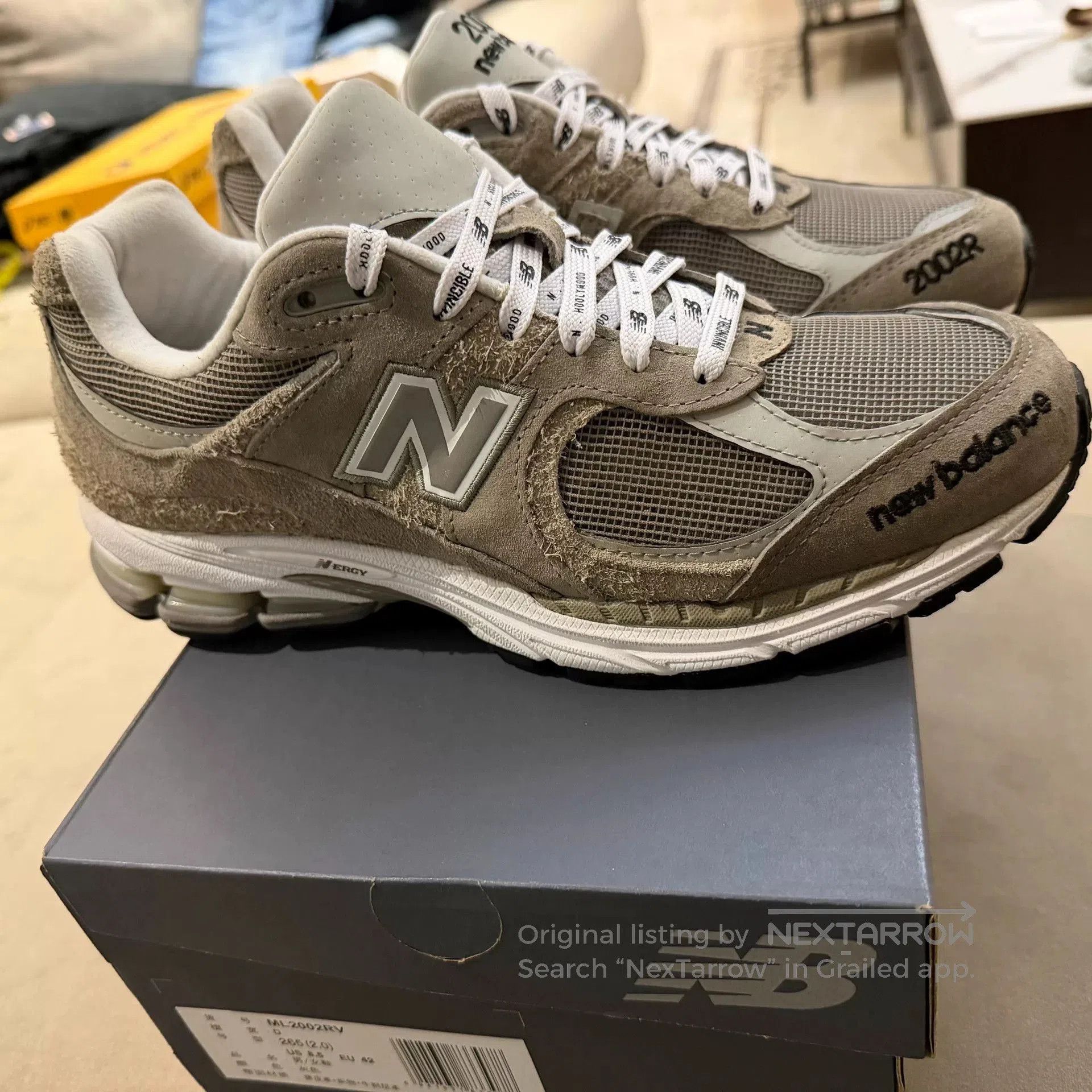 New Balance N.HOOLYWOOD x Invincible x New Balance 2002R. Size US 8.5 / EU 41-42 - 2 Thumbnail