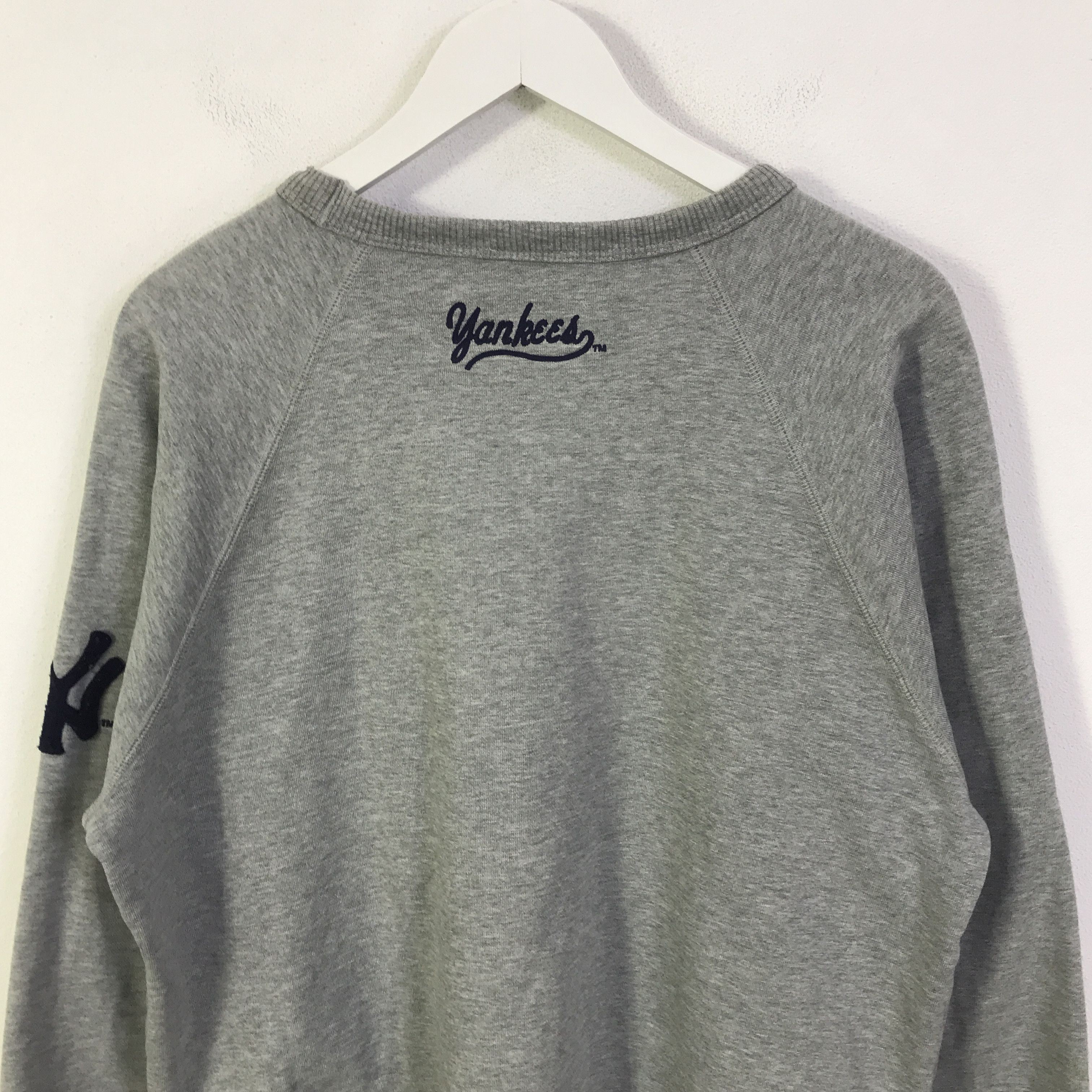 MLB Y2K New York MLB Sweatshirts K126B20 Size US M / EU 48-50 / 2 - 4 Thumbnail