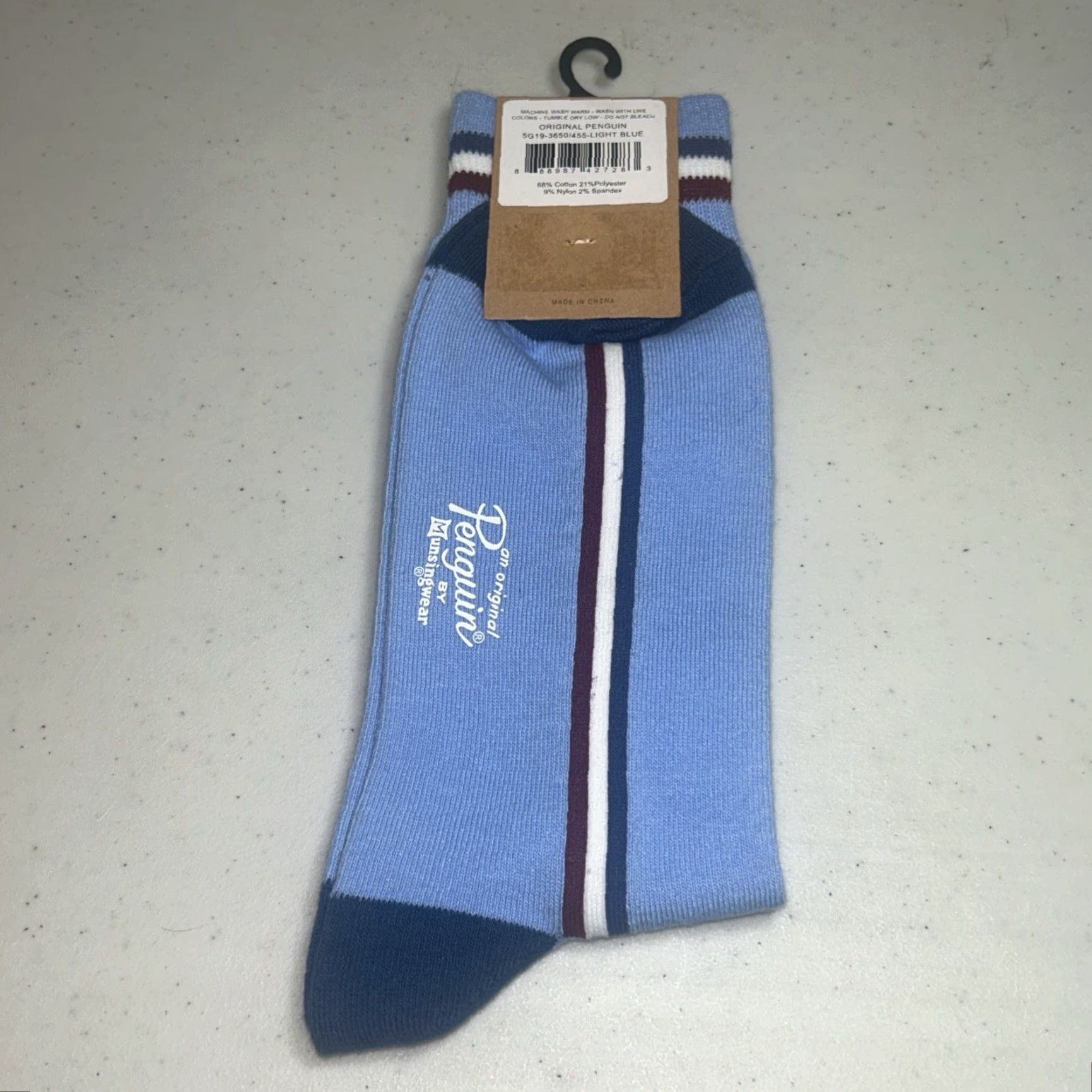 Vintage Penguin by Munsingwear Socks One Size Men Sky Blue School Spirit Novelty Mid Calf Casual Theme School Size ONE SIZE - 2 Thumbnail