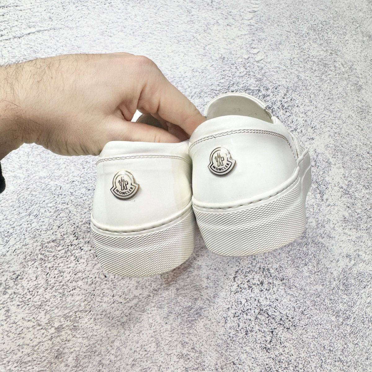 Moncler Moncler White Leather Slip Ons EU37 UK4.5 US7.5 Size US 7.5 / IT 37.5 - 7 Thumbnail