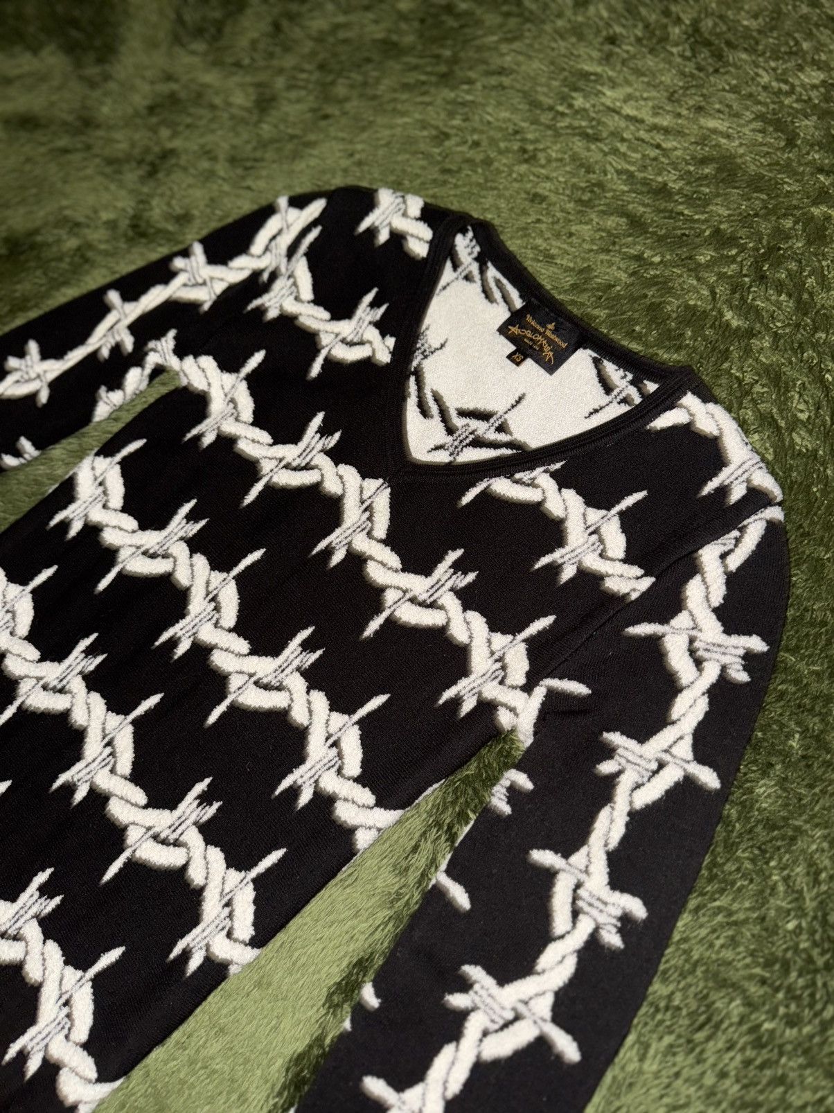 Vivienne Westwood [XS] Vivienne Westwood Anglomania Wire Graphic Knit Dress Size XS / US 0-2 / IT 36-38 - 2 Thumbnail
