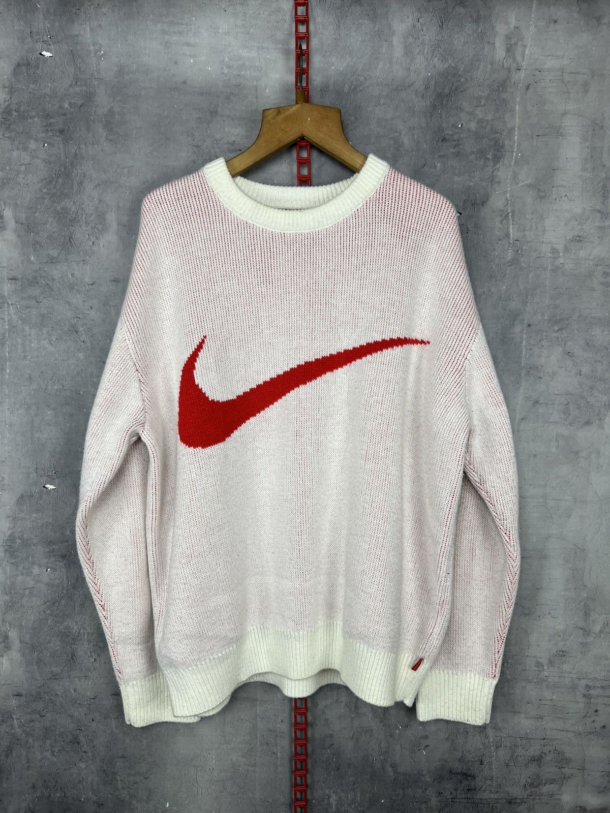 Supreme シュプリーム Nike Swoosh Sweater SS 19 WEEK 13 Supreme シュプリーム Nike Swoosh Sweater SS 19 WEEK 13