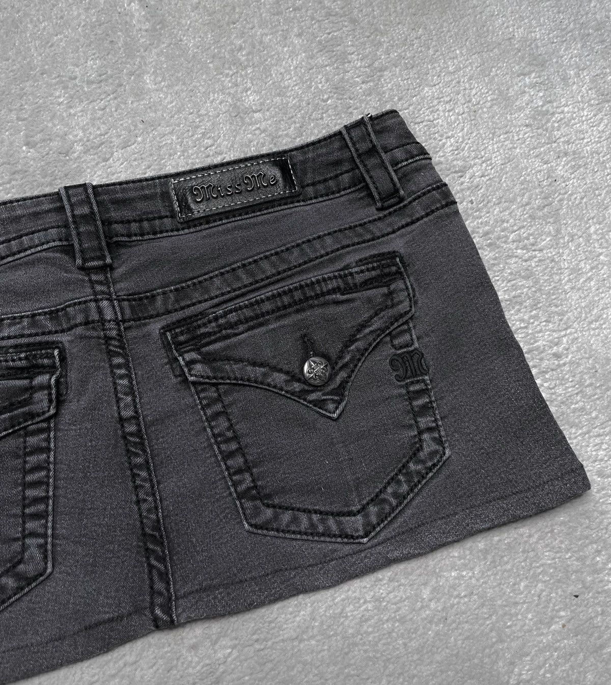 Miss Me Vintage Grey Mini Denim Skirt Basic Miss Me Low Rise Hip Size 31" - 2 Thumbnail