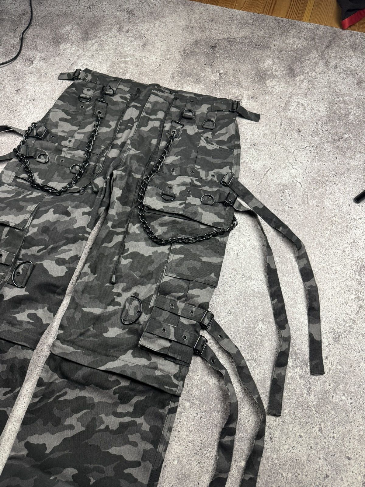 Japanese Brand 🔥VERY RARE GOTHICANA BY EMP AVANT GARDE BONDAGE CARGO PANTS🔥 Size US 34 / EU 50 - 4 Thumbnail