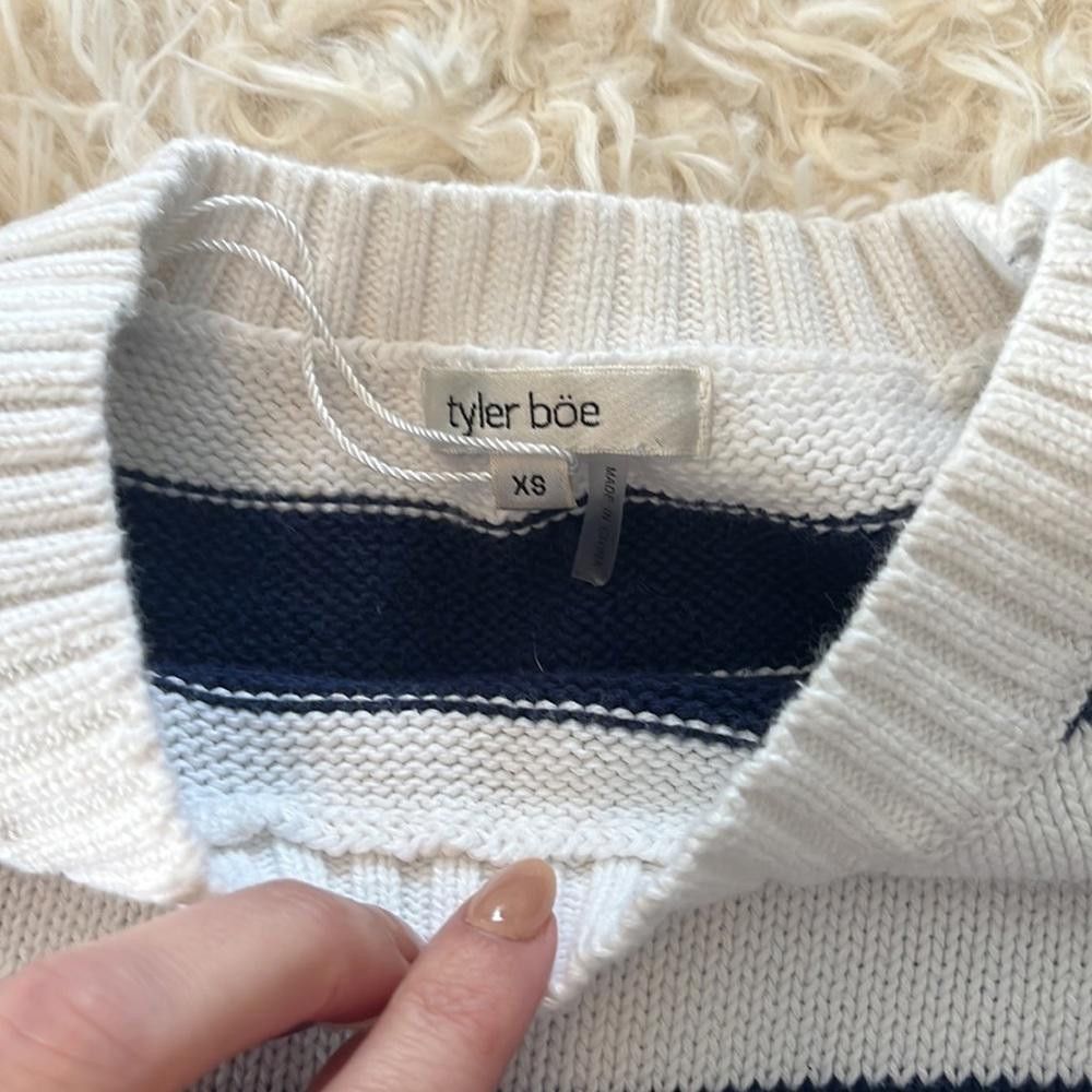 Designer Tyler Boe 23220 Navy and White Striped Sweater Size XS / US 0-2 / IT 36-38 - 5 Thumbnail