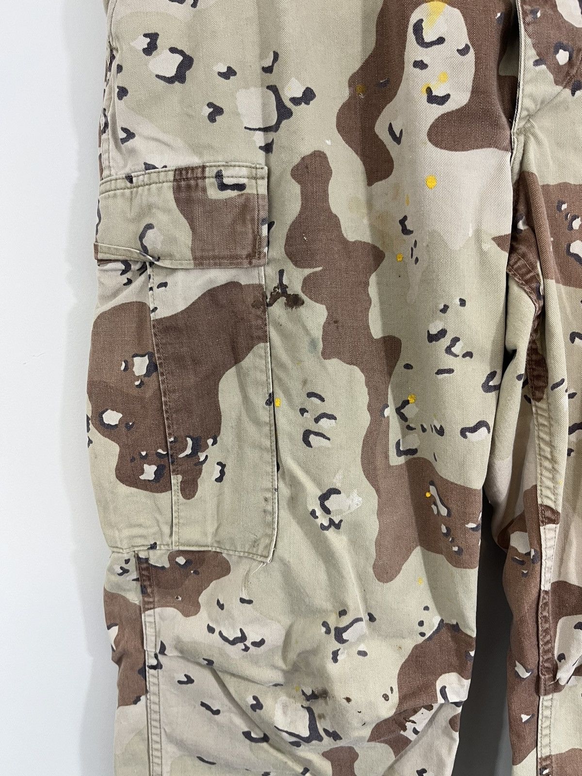 Vintage Thrashed Cut Off Raw Hem Desert Camo Cargo Military Pants Size US 36 / EU 52 - 7 Thumbnail