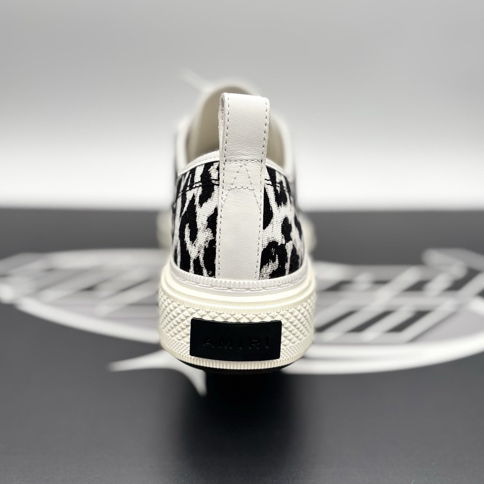 Amiri Amiri Court Low ' White Leopard ' | EXCELLENT CONDITION! Size US 10 / EU 43 - 3 Thumbnail