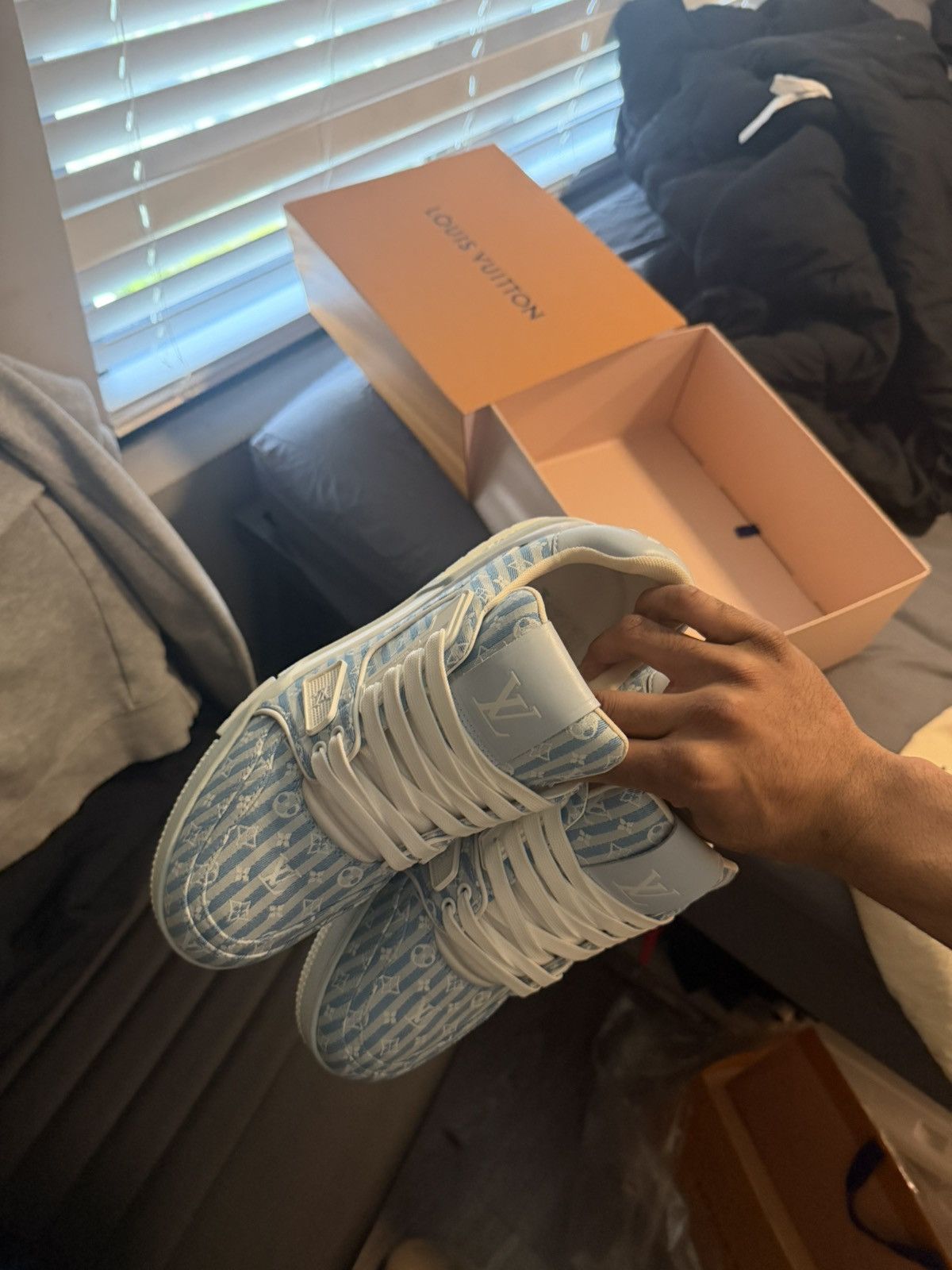 Louis Vuitton Louis Vuitton lowtop Sneakers Size US 7 / EU 40 - 5 Thumbnail