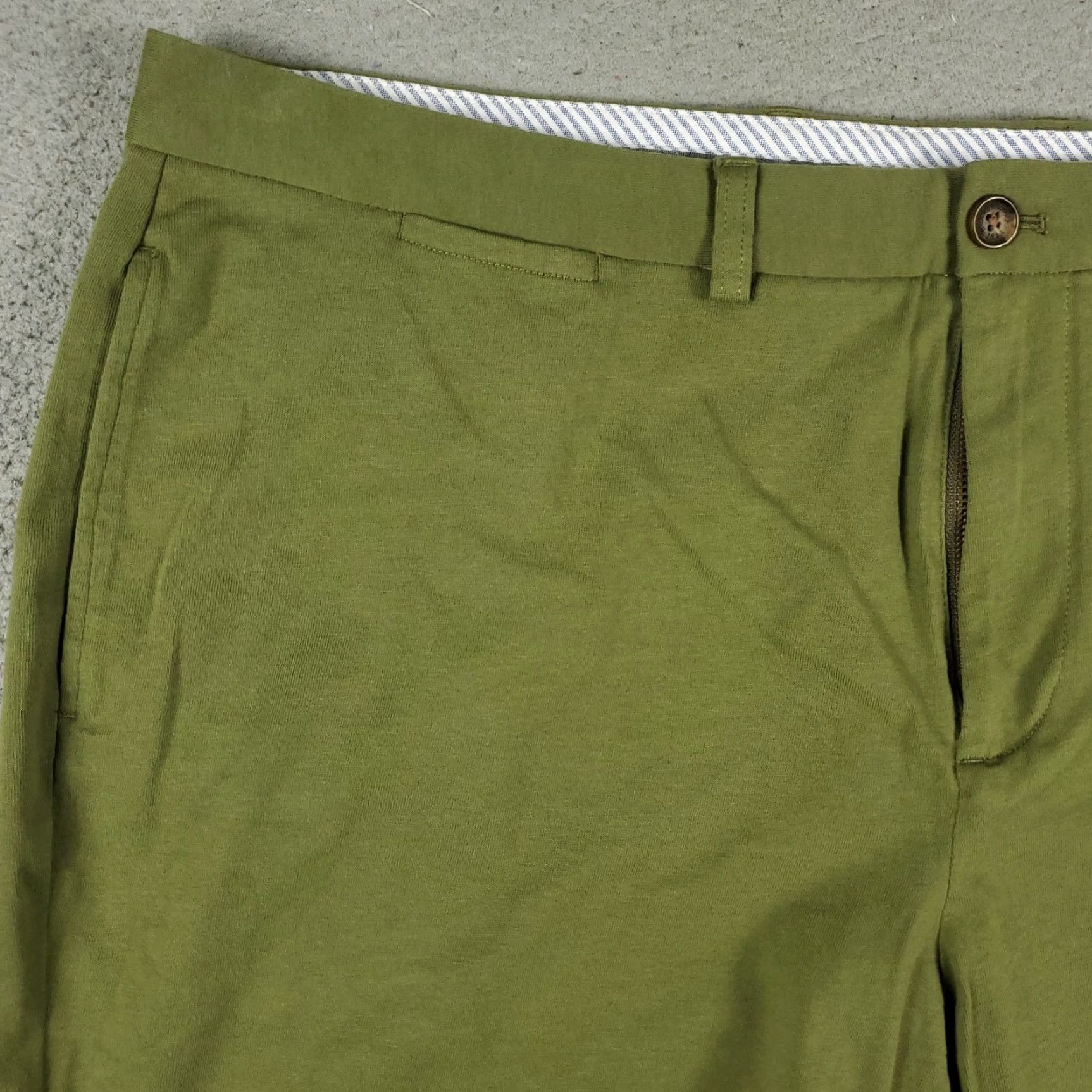 Brooks Brothers VINTAGE Brooks Brothers Men's Chino Shorts Size 2XL Green Flat Front Cotton Casual Classic Size US 39 - 2 Thumbnail