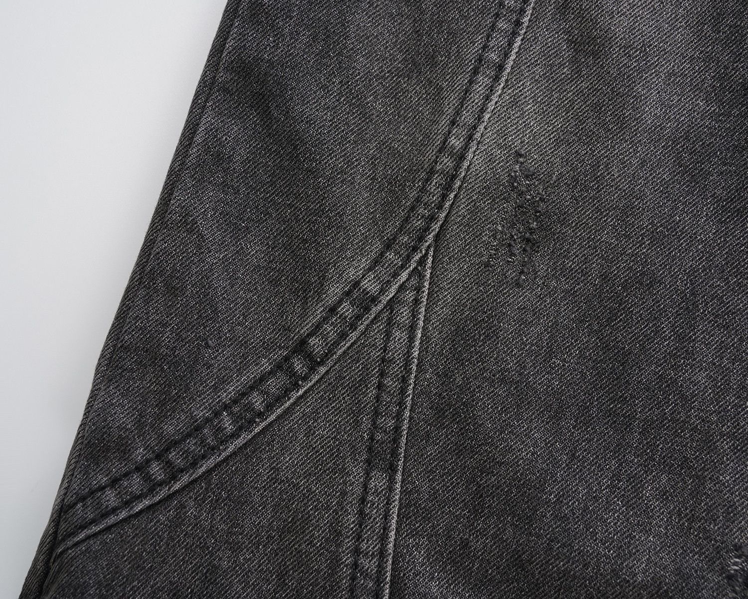 Japanese Brand × Jean × Vintage Irregular lines Pockets Washed Black Baggy Jeans Size US 31 - 5 Thumbnail