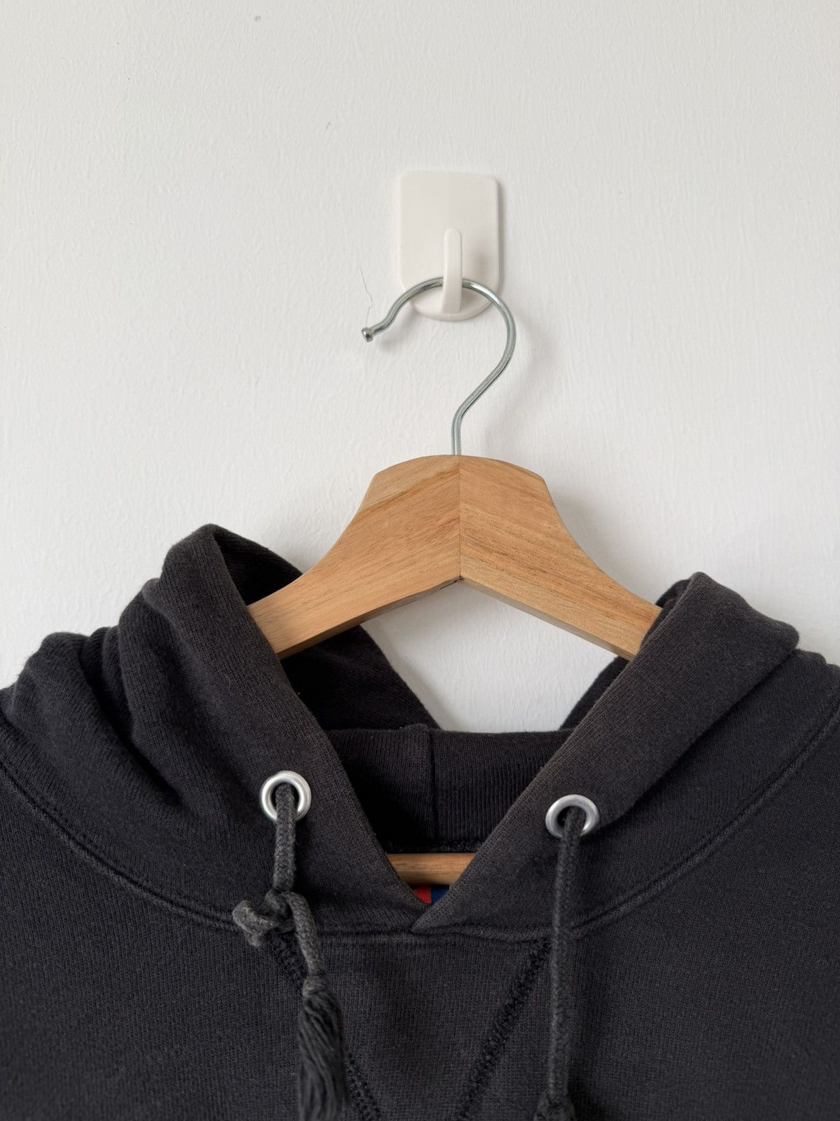 Champion THRASHED Vintage Champion Reverse Weave Hoodie Size US M / EU 48-50 / 2 - 4 Thumbnail