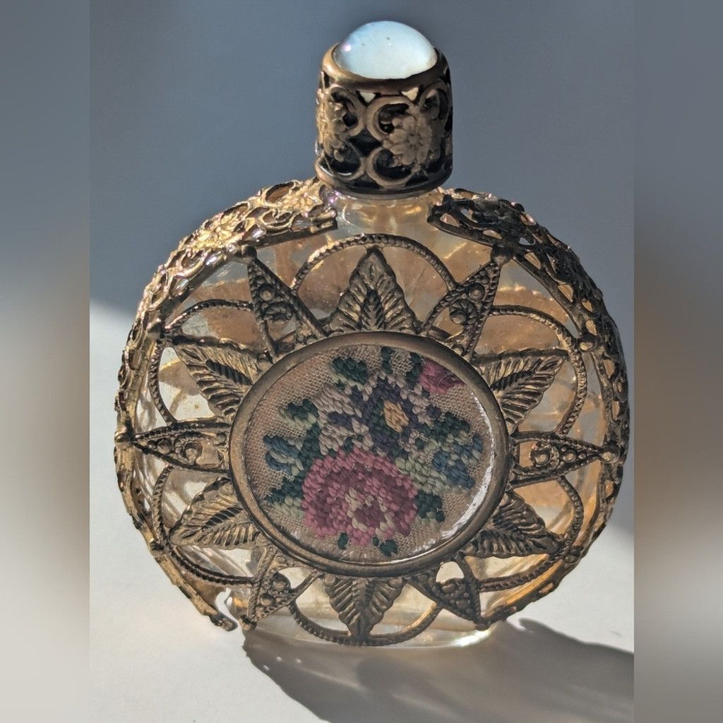 Other Vintage Austrian Brass Filigree Perfume Bottle Needle Point Size ONE SIZE - 1 Thumbnail