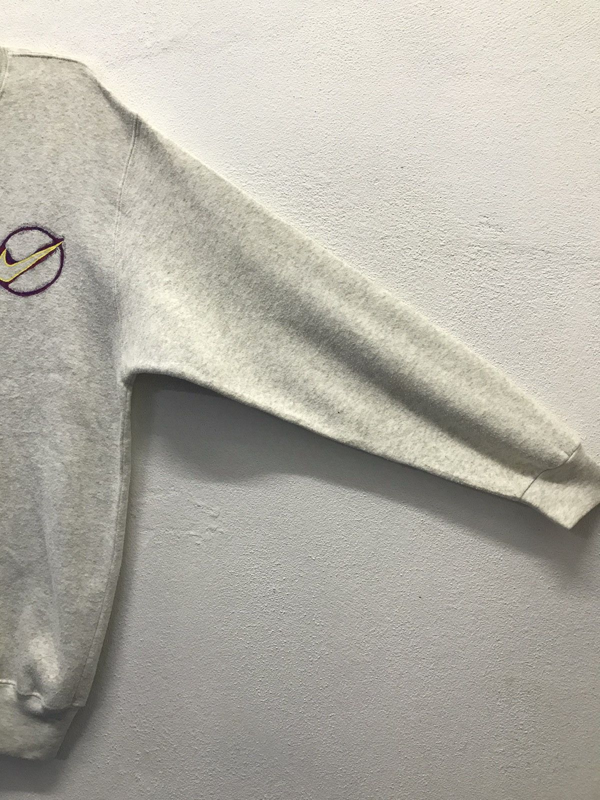 Nike × Vintage Vintage Nike Big Logo Sweatshirt Size US L / EU 52-54 / 3 - 5 Thumbnail