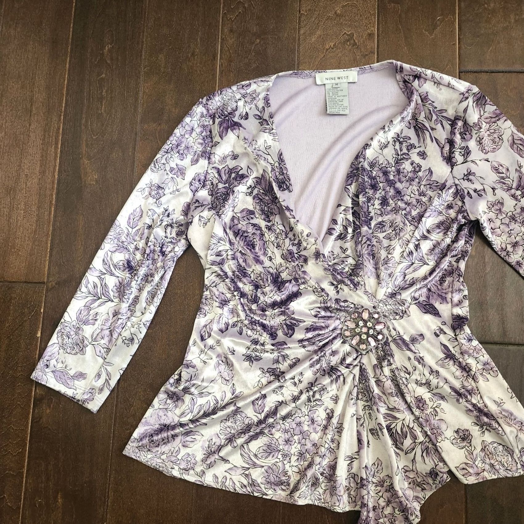 Nine West Nine West Womens Floral V-Neck Long Sleeve Blouse Purple Embellished Top Medium Size M / US 6-8 / IT 42-44 - 3 Thumbnail