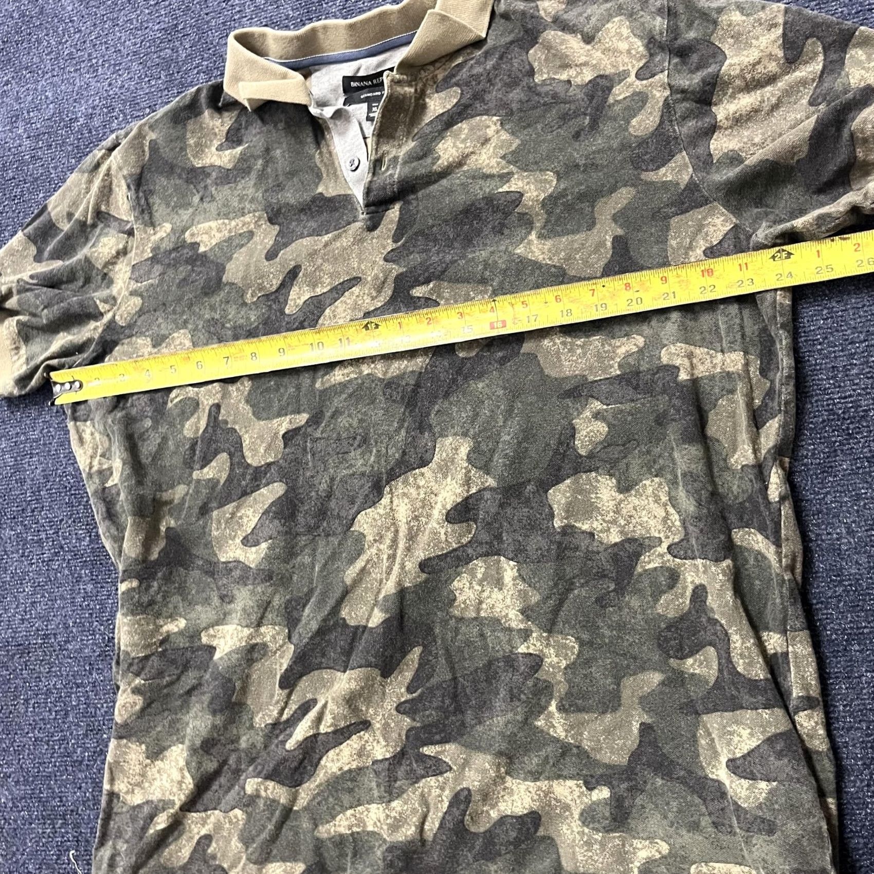 Banana Republic Banana Republic Polo Shirt Mens XLT Green Camouflage Stretch Short Sleeve Standard Fit Size US XL / EU 56 / 4 - 7 Thumbnail
