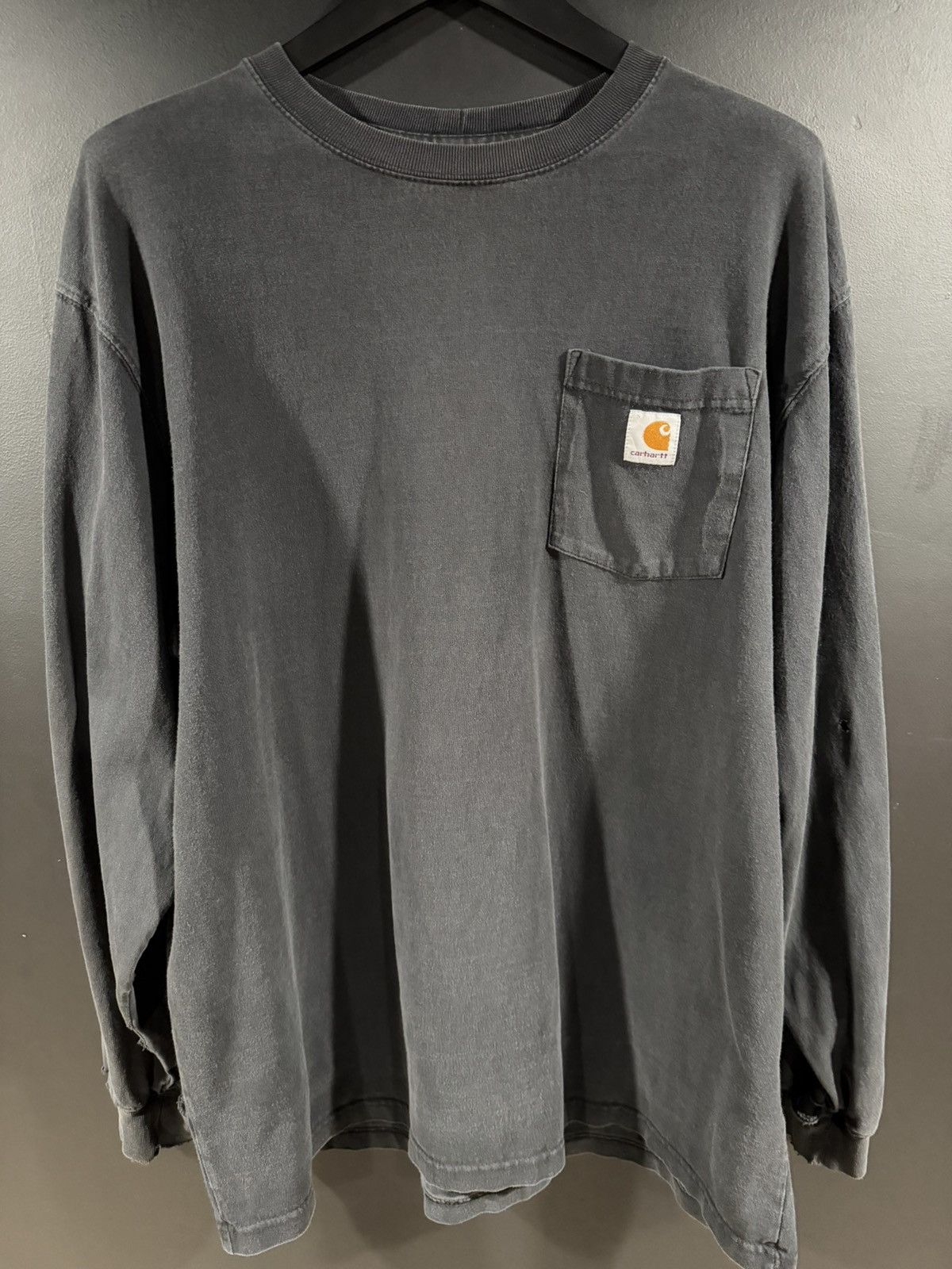 Carhartt 2010s Vintage Carhartt Faded Distressed Paint Long Sleeve XL Size US XL / EU 56 / 4 - 2 Thumbnail