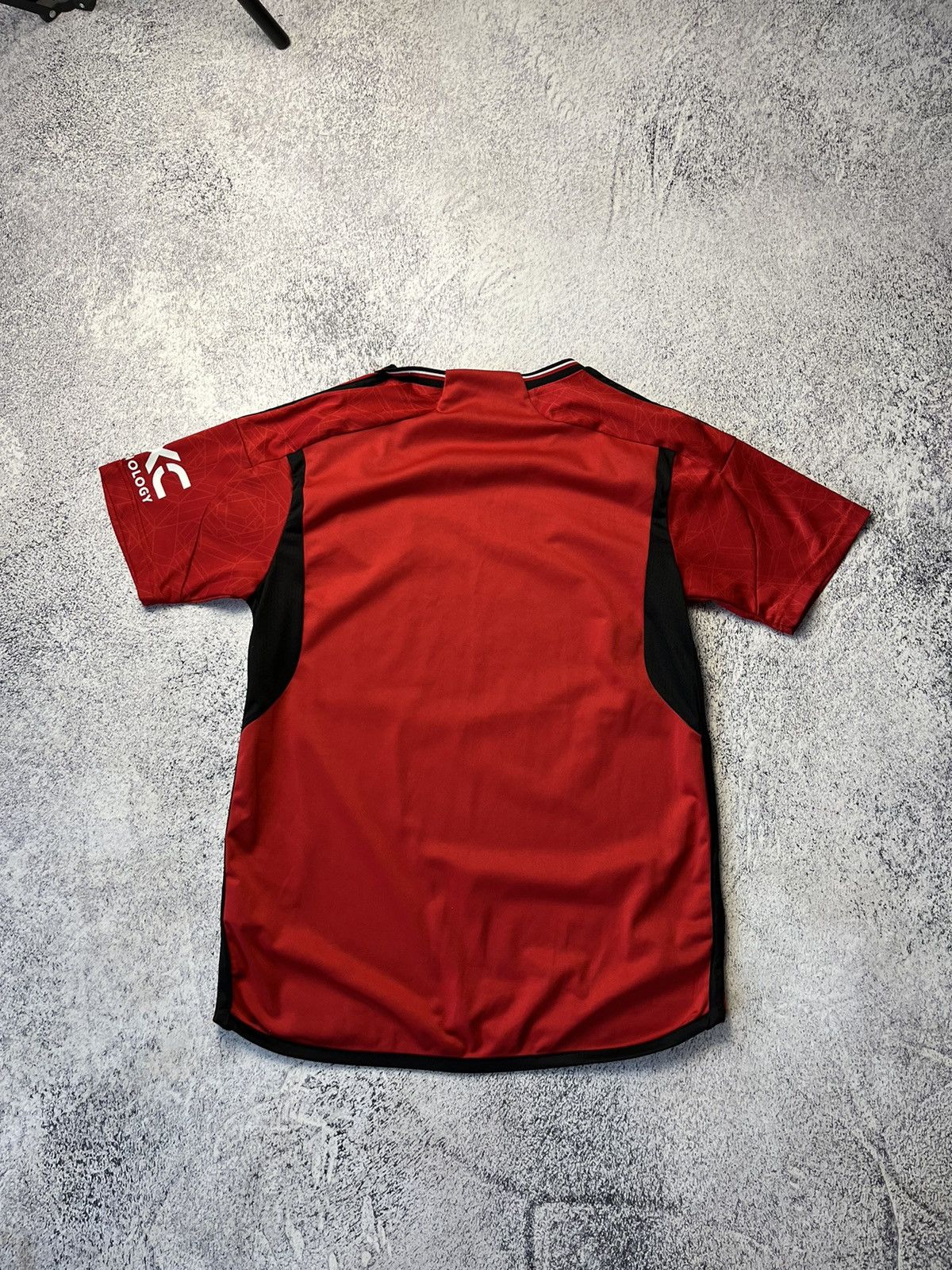 Vintage Manchester United 2023-2024 Authentic Home Shirt Size US M / EU 48-50 / 2 - 16 Thumbnail