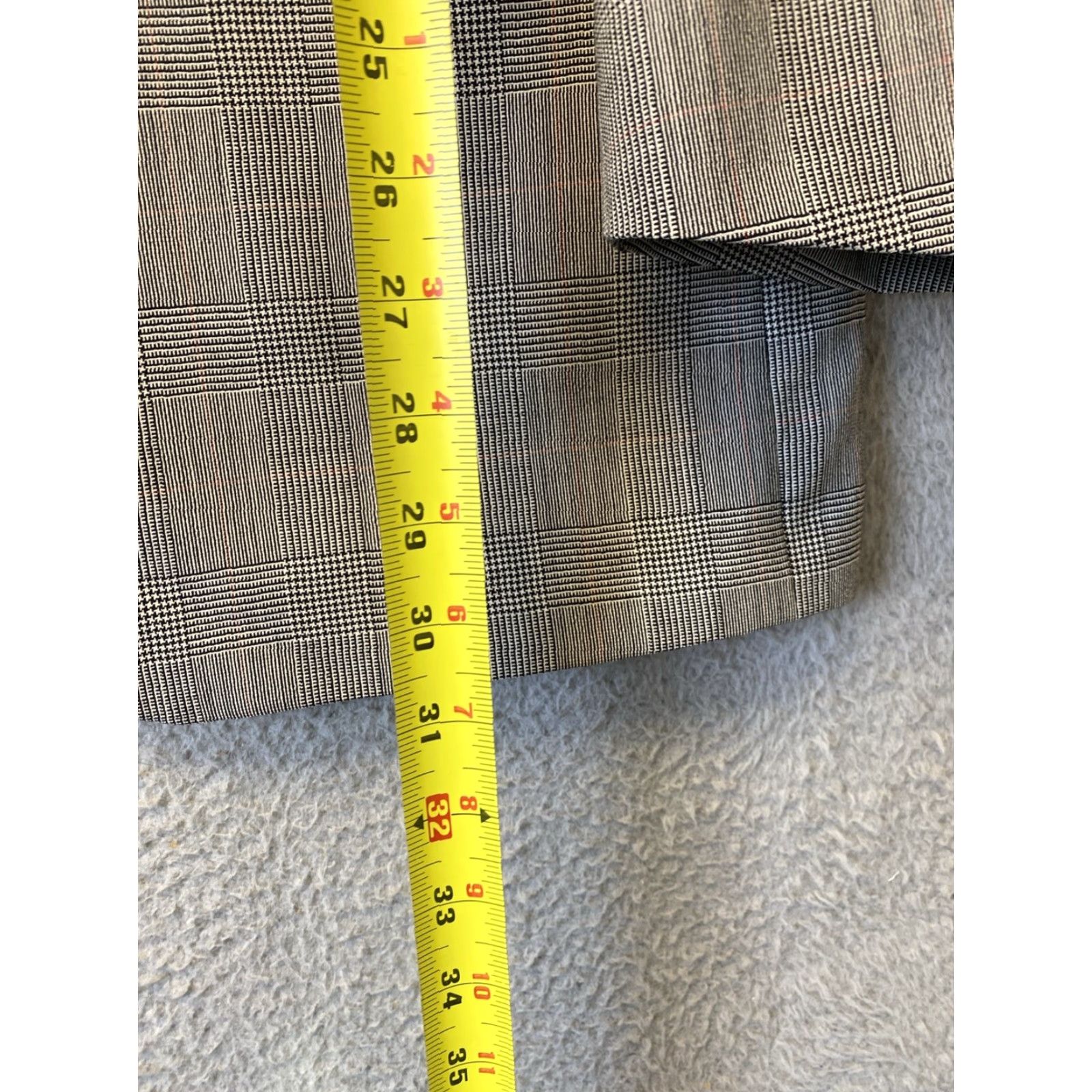 Lands' End Lands' End Glenn Plaid Mens 39R Suit Blazer Sport Jacket Gray Wool 3-Button Sleeve Notch Lapel Vintage Regular Mens Jacket/Coat Size 40R - 5 Thumbnail