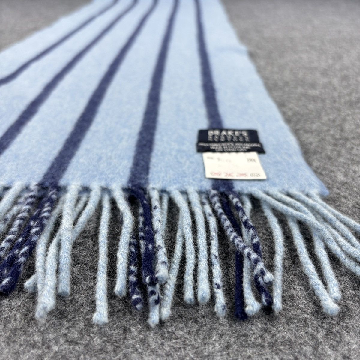 Barneys New York × Drake's Drake's Scarf # D770 # Muffler # Neckwear Size ONE SIZE - 10 Thumbnail