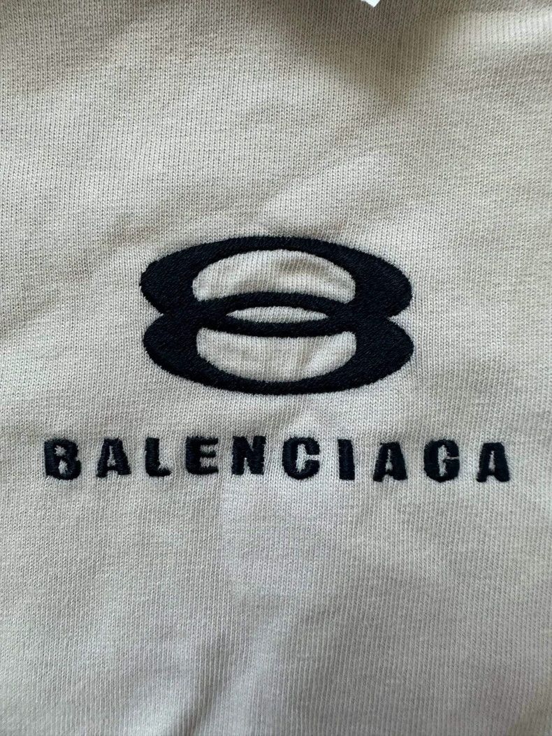 Balenciaga Balenciaga Monogrammed printed crewneck pullover short sle Size US L / EU 52-54 / 3 - 3 Thumbnail