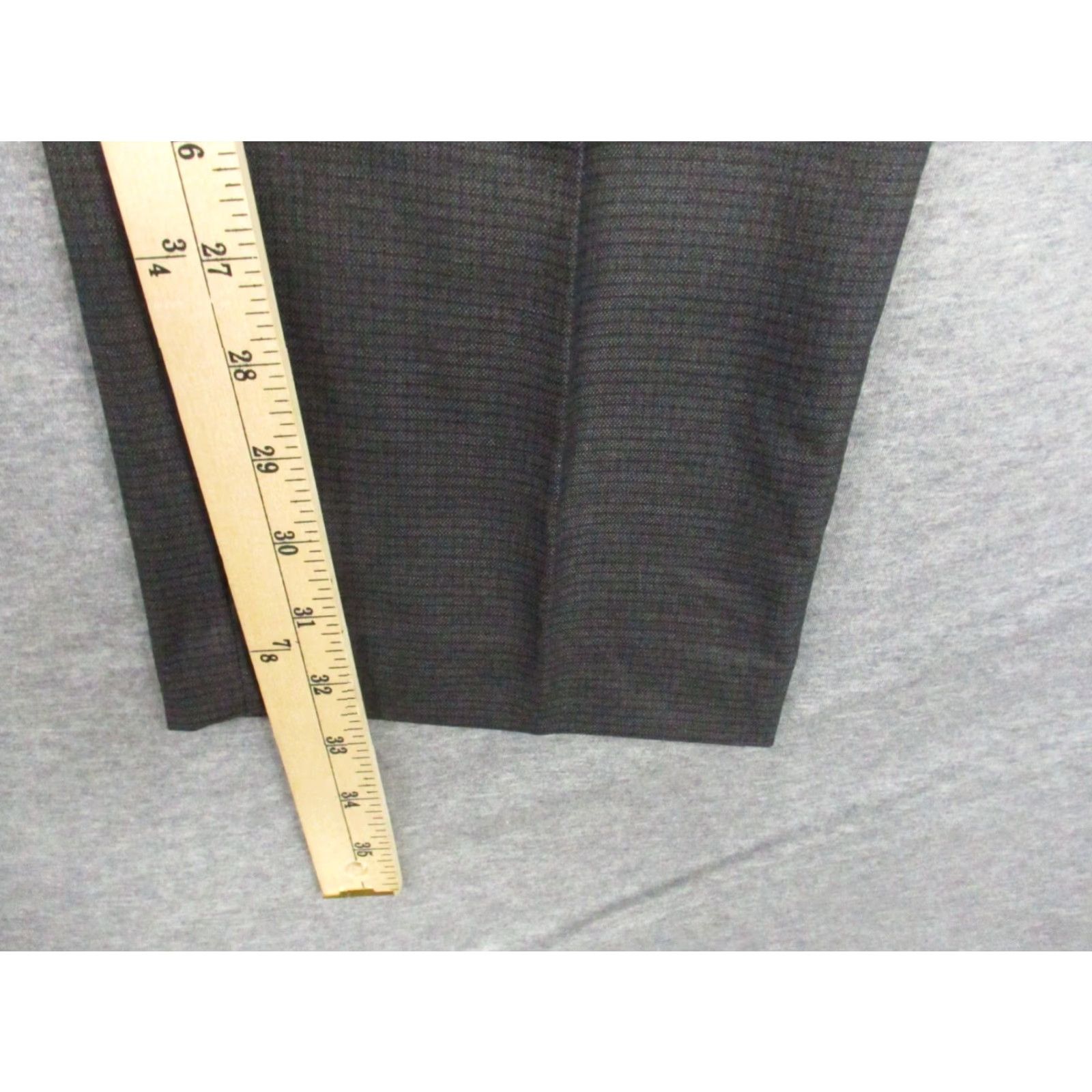 Ralph Lauren Lauren Ralph Lauren Dress Pants Men 36x30 Gray Plaid Stretch EUC Dress Pants Size US 36 / EU 52 - 6 Thumbnail