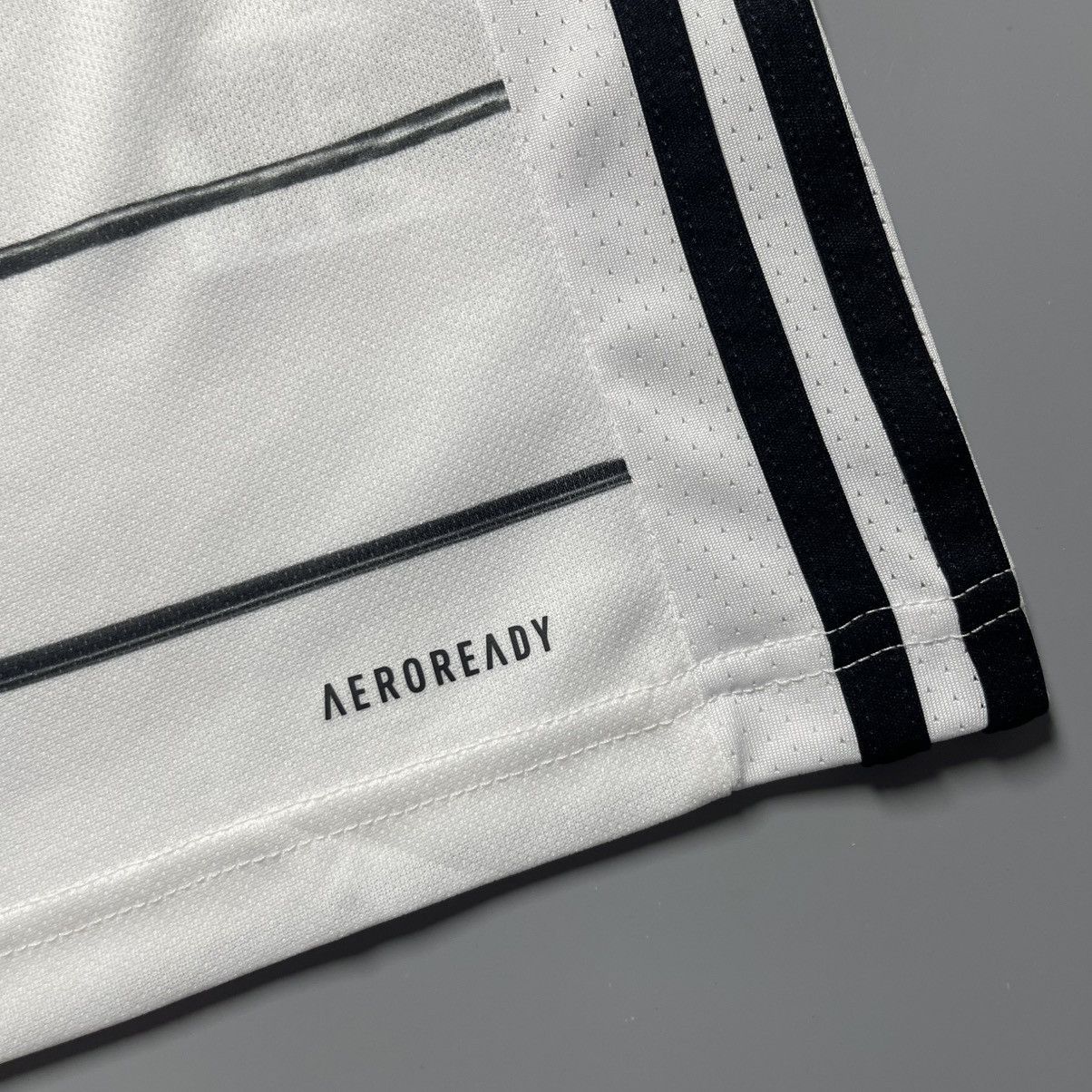 Adidas GERMANY ADIDAS 2020 EURO FOOTBALL HOME JERSEY #8 KROOS Size US M / EU 48-50 / 2 - 9 Thumbnail