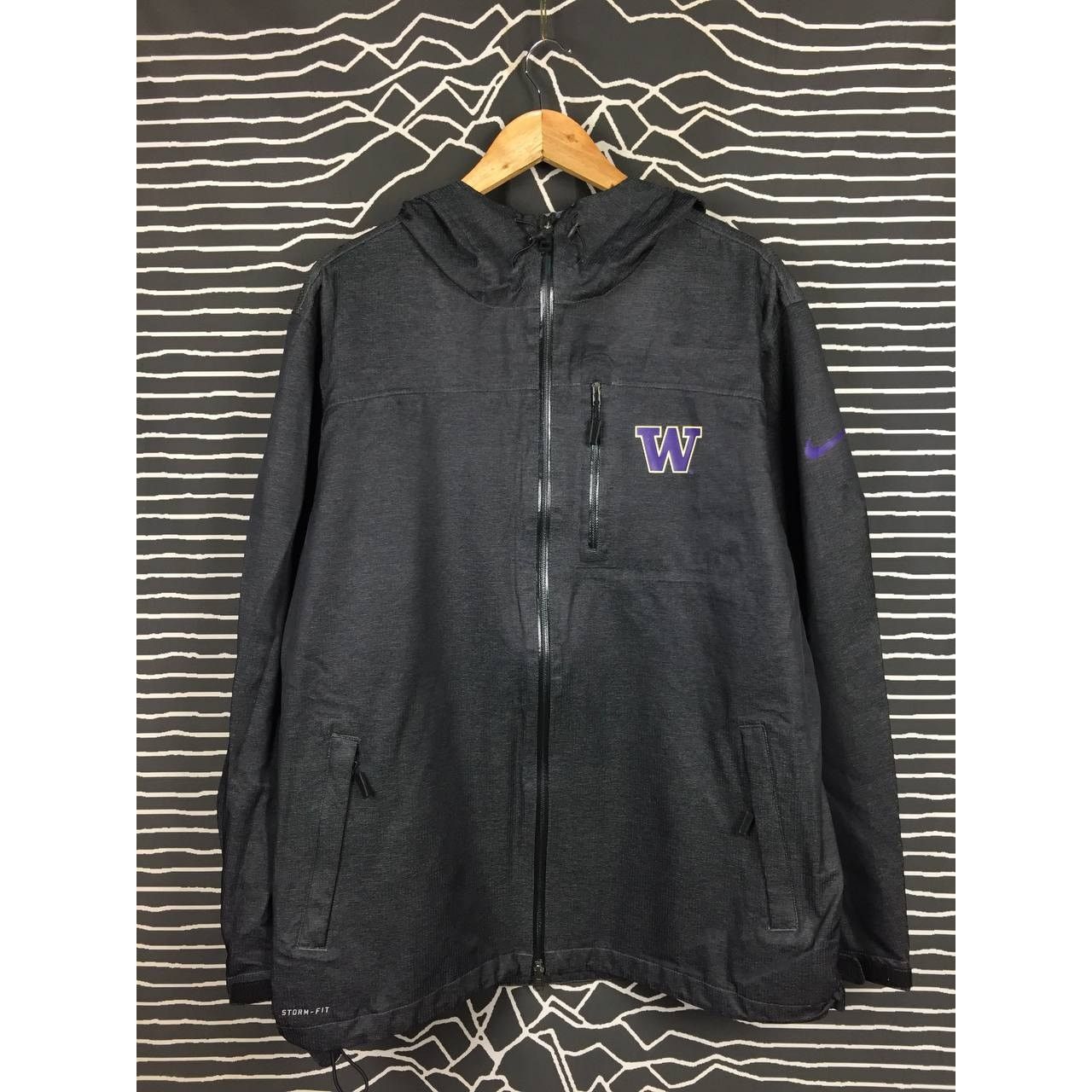 Nike Nike Storm-Fit Washington Huskies Windbreaker Jacket Size US XL / EU 56 / 4 - 1 Thumbnail